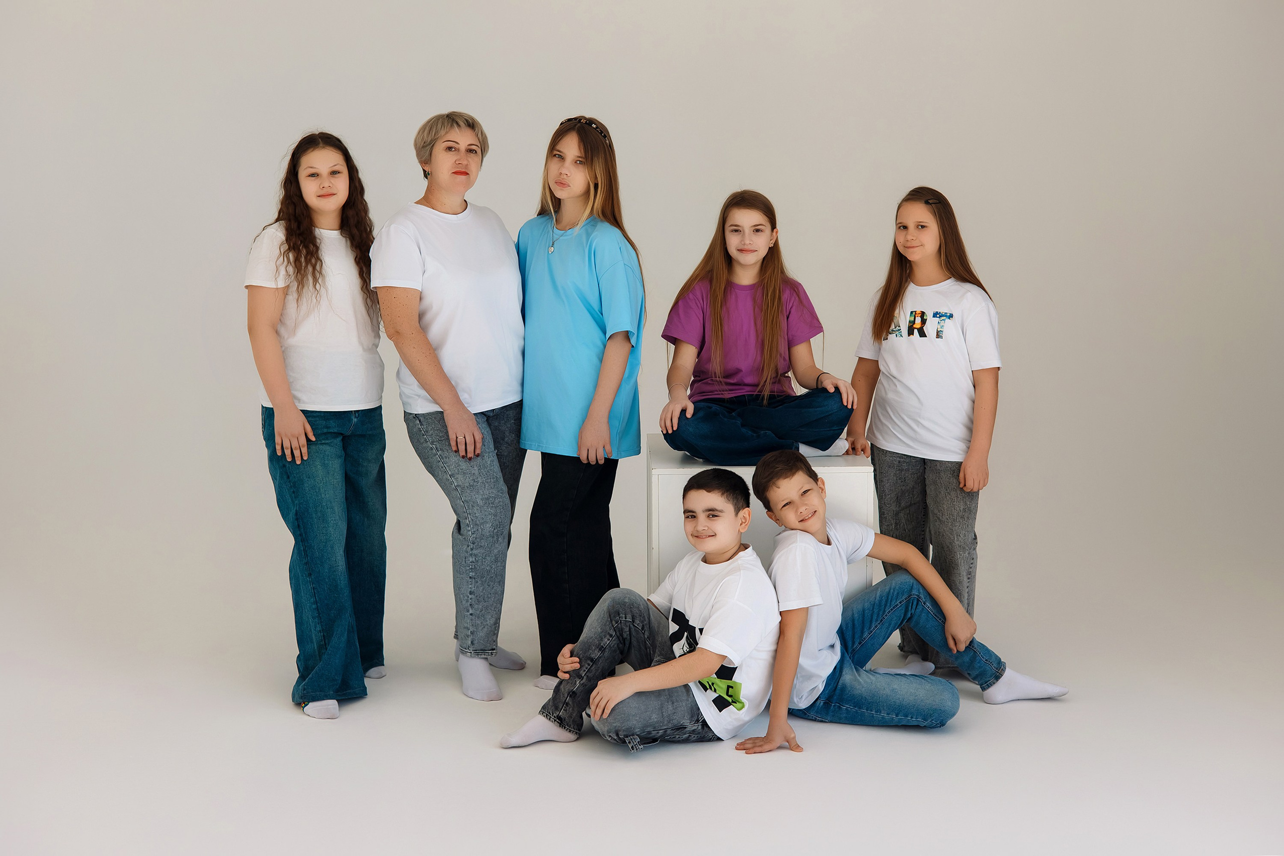 4 класс съемка в фотостудии. Фотограф Любовь Корниенко, Примоский край