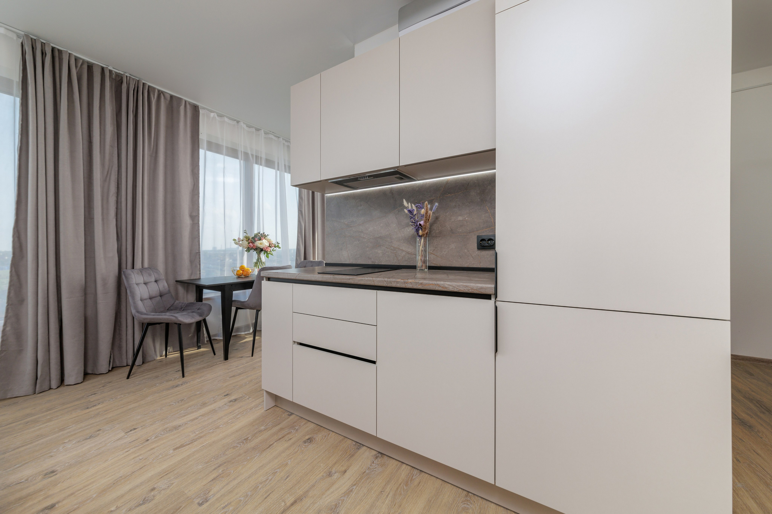 Двухкомнатная квартира, Варфоломеевская ул