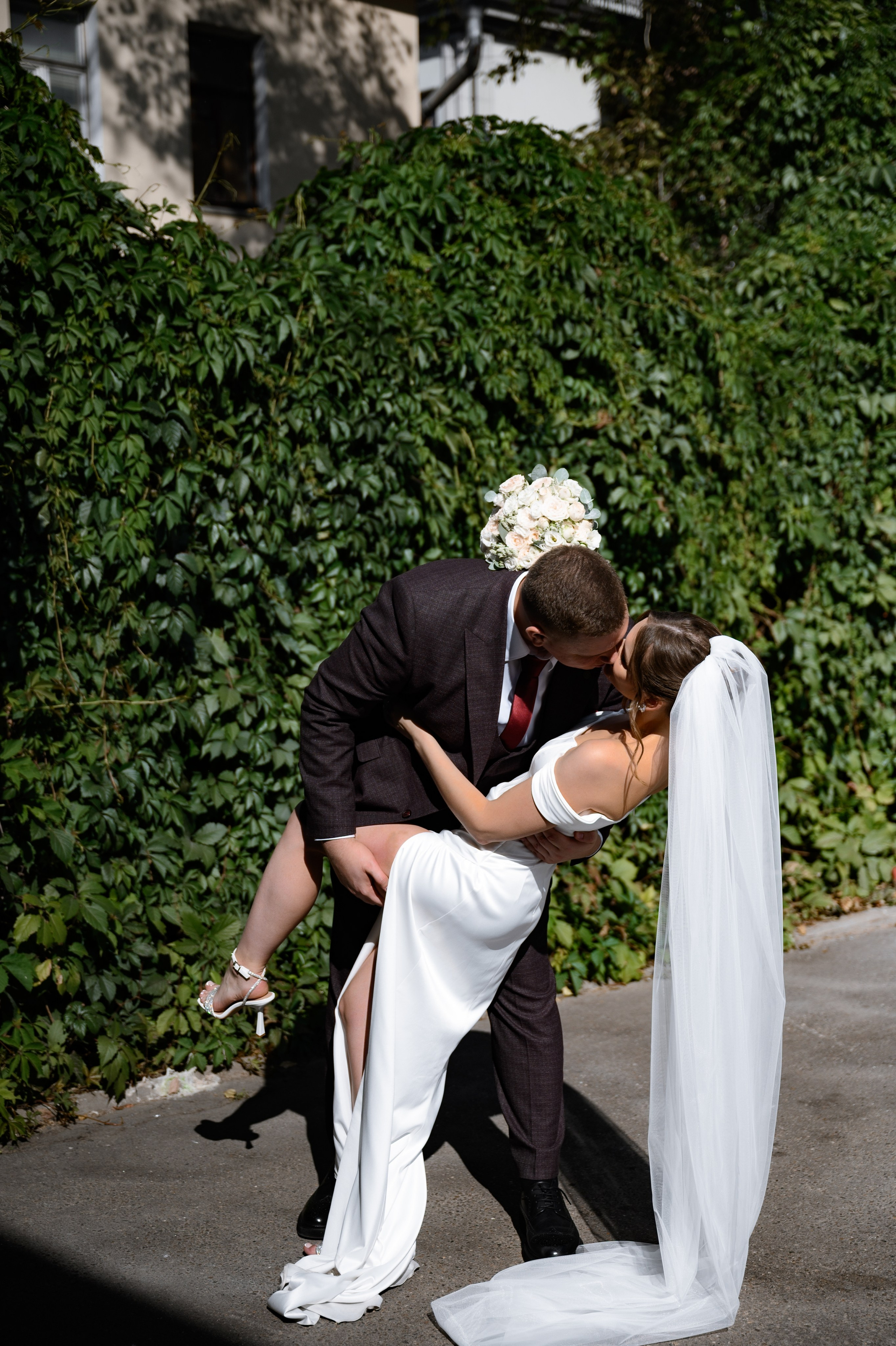 04.09.2024. RETOUCH-HOUSE