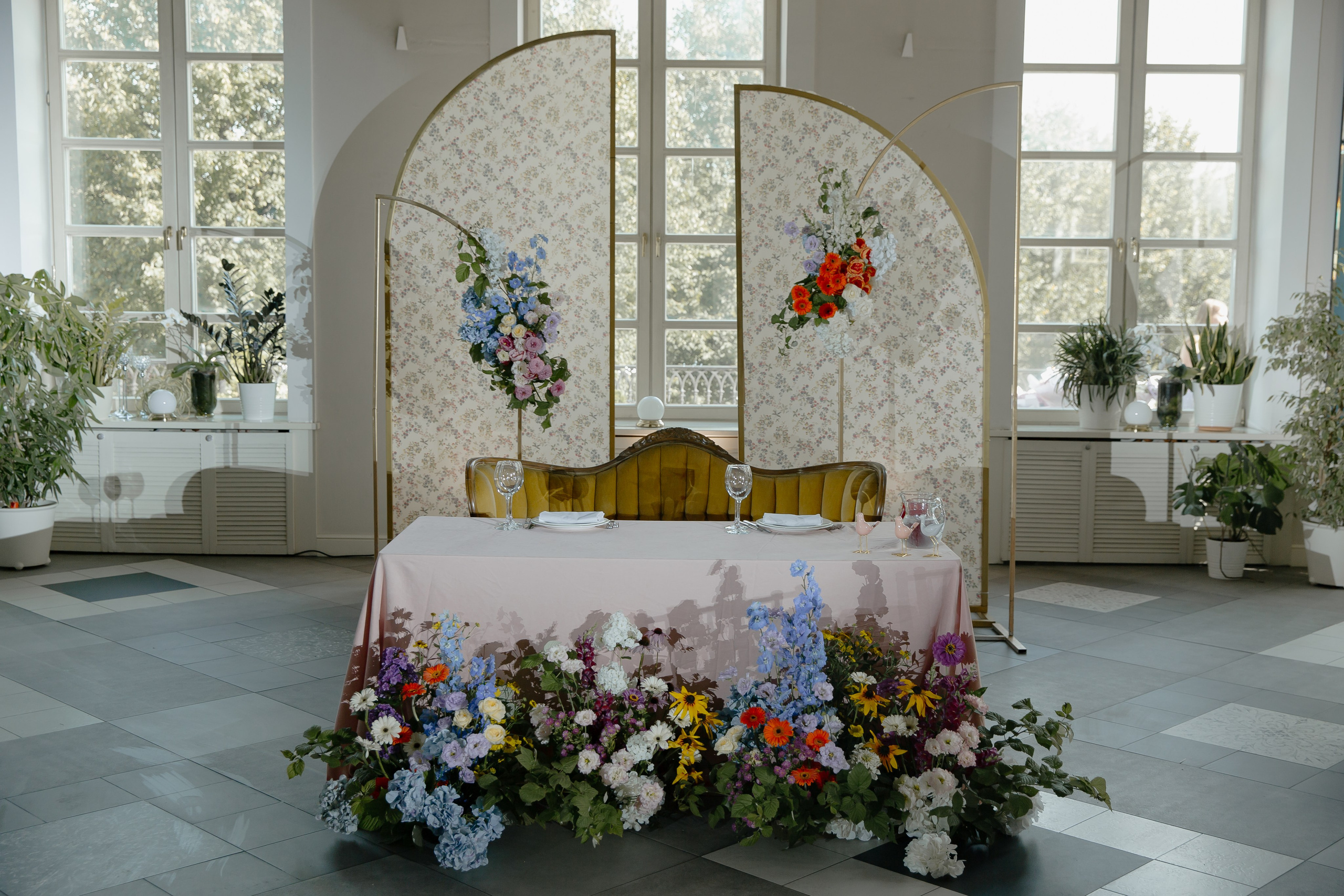 25.08.2024. RETOUCH-HOUSE