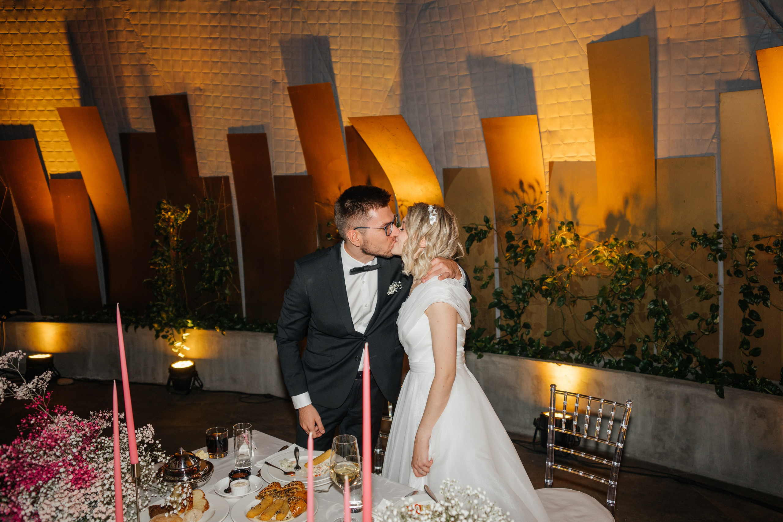 Свадебный день Максим и Вита. Графский Парк. Свадебный и семейный фотограф Надежда Соловьева