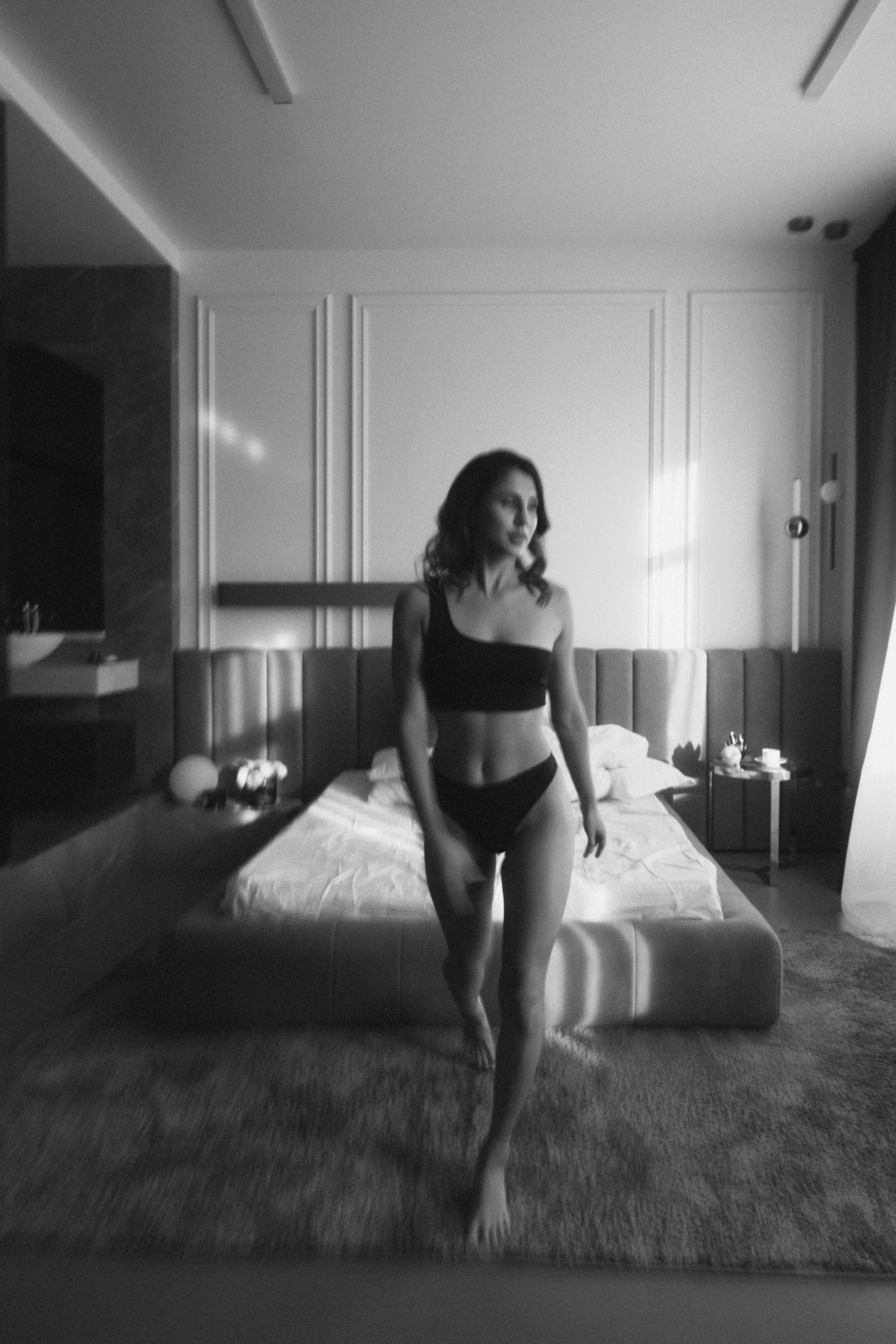 Фотосессия с Яной в апартаментах в Казани