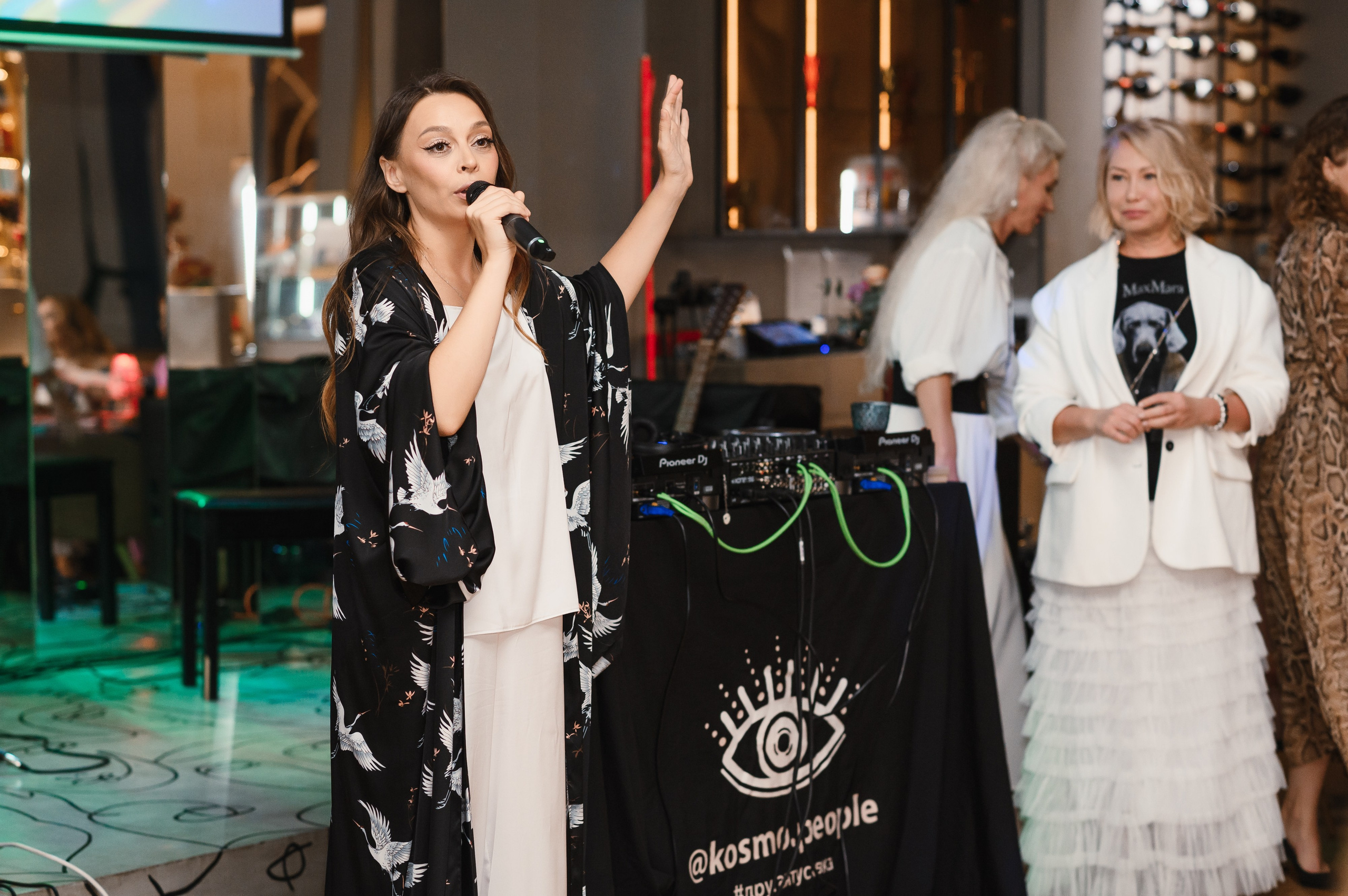 День рождения в формате выступления. Wedding and family photographer USA