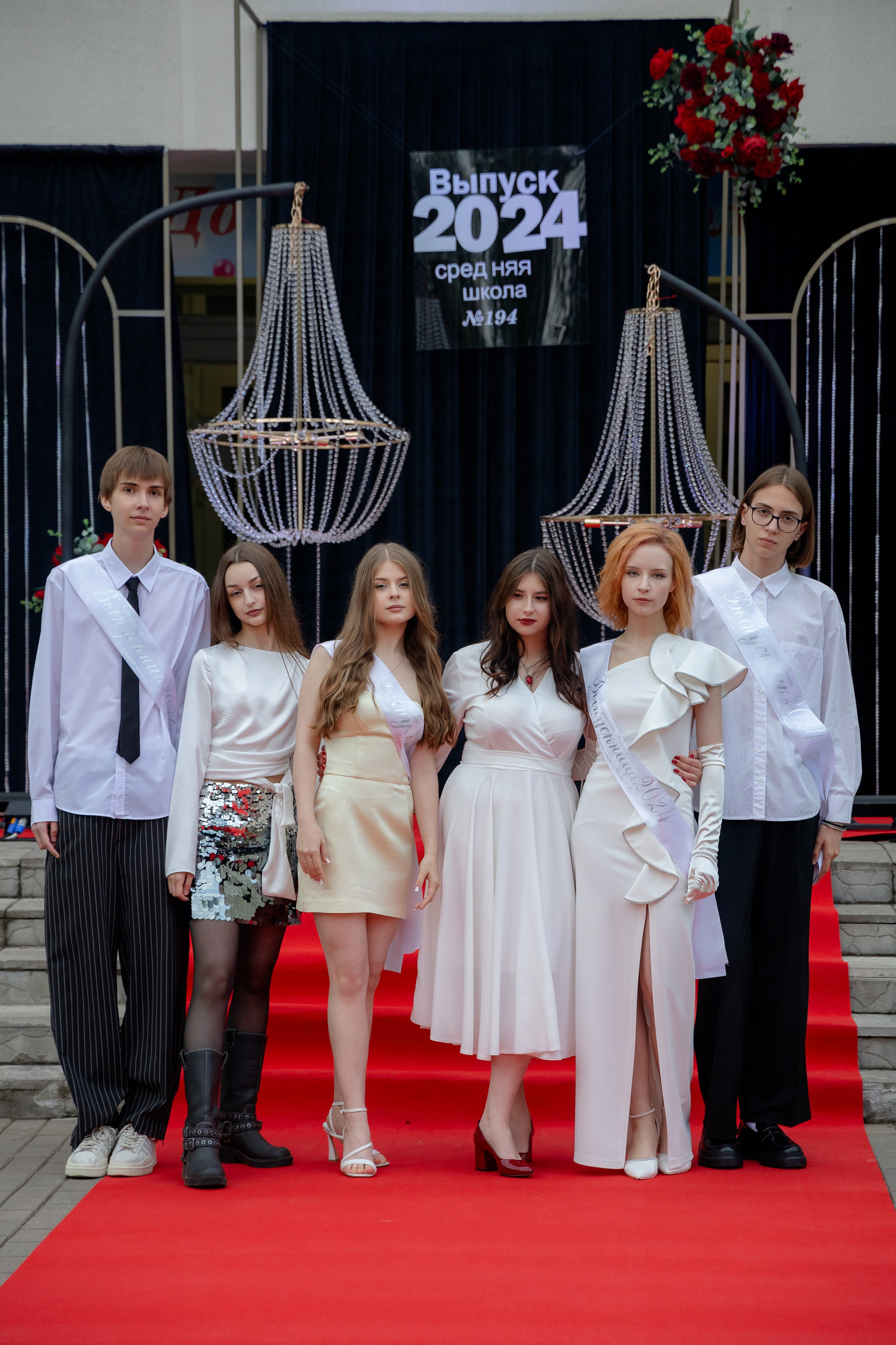 Школьный выпускной 2024 год в Соколе (Минск). Свадебный фотограф в Минске/Беларуси Сергей Спиридонов