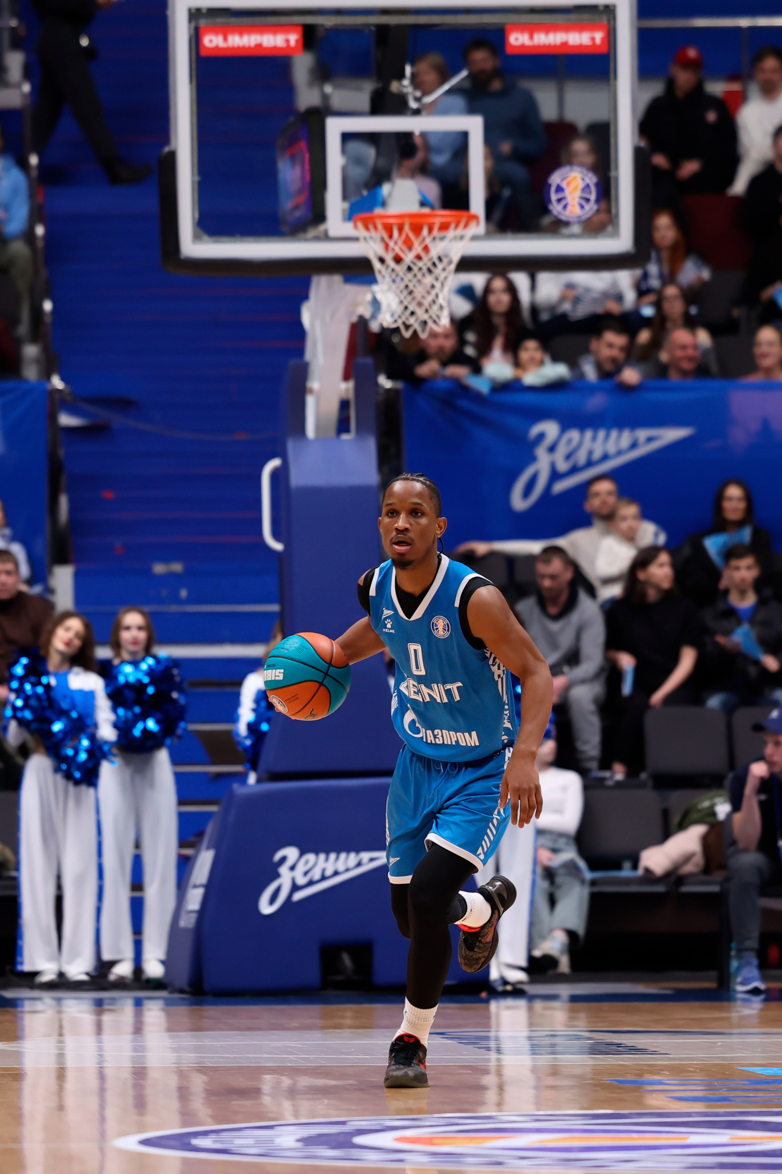 БК Зенит — БК Уникс 13.02.2025. Спортивный и репортажный фотограф Антон Тереханов