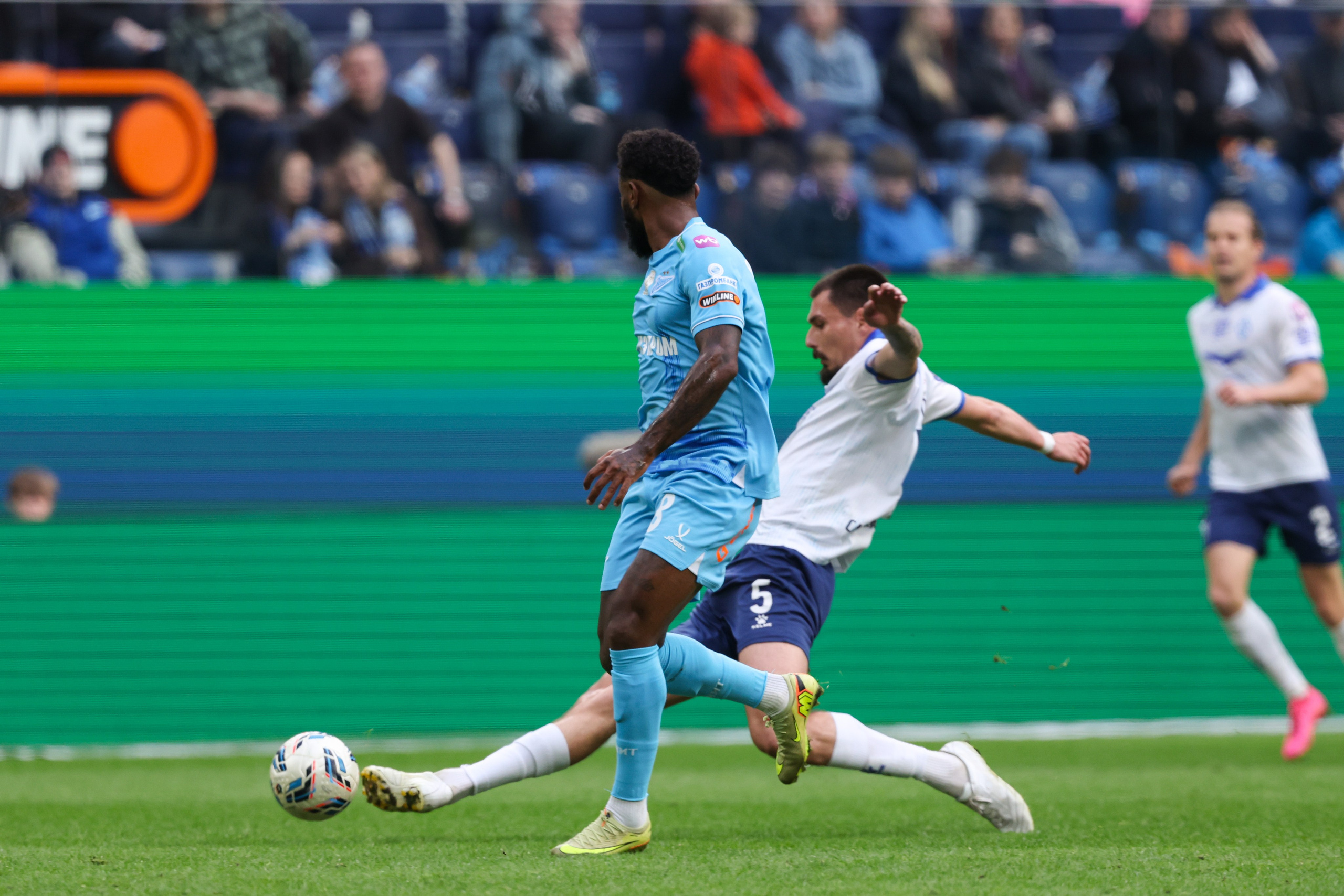 ФК «Зенит» — ФК «Крылья советов». Спортивный и репортажный фотограф Антон Тереханов