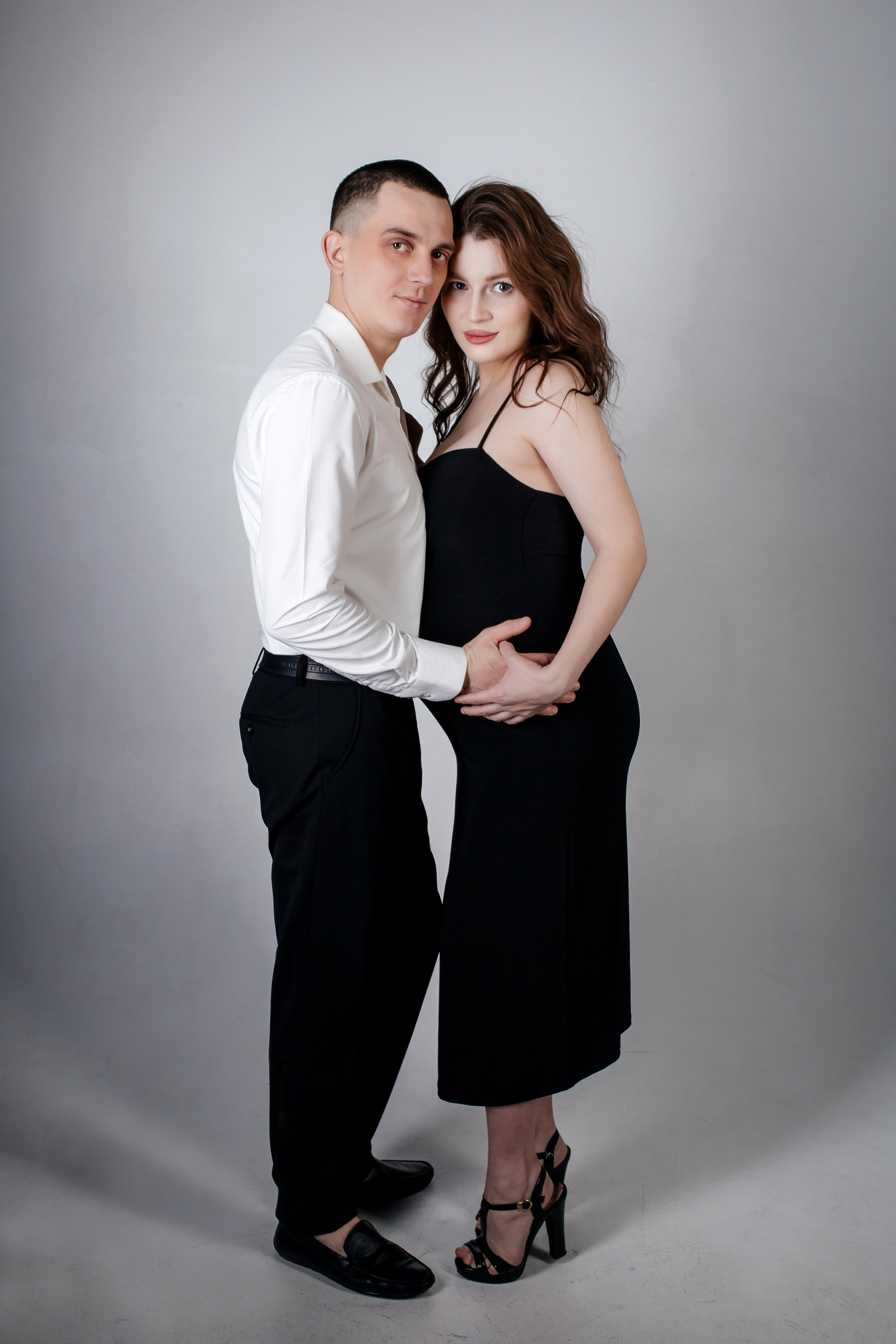 Елена и Саша фотосессия беременности. Женский фотограф в Оренбурге Ирина Заводчикова