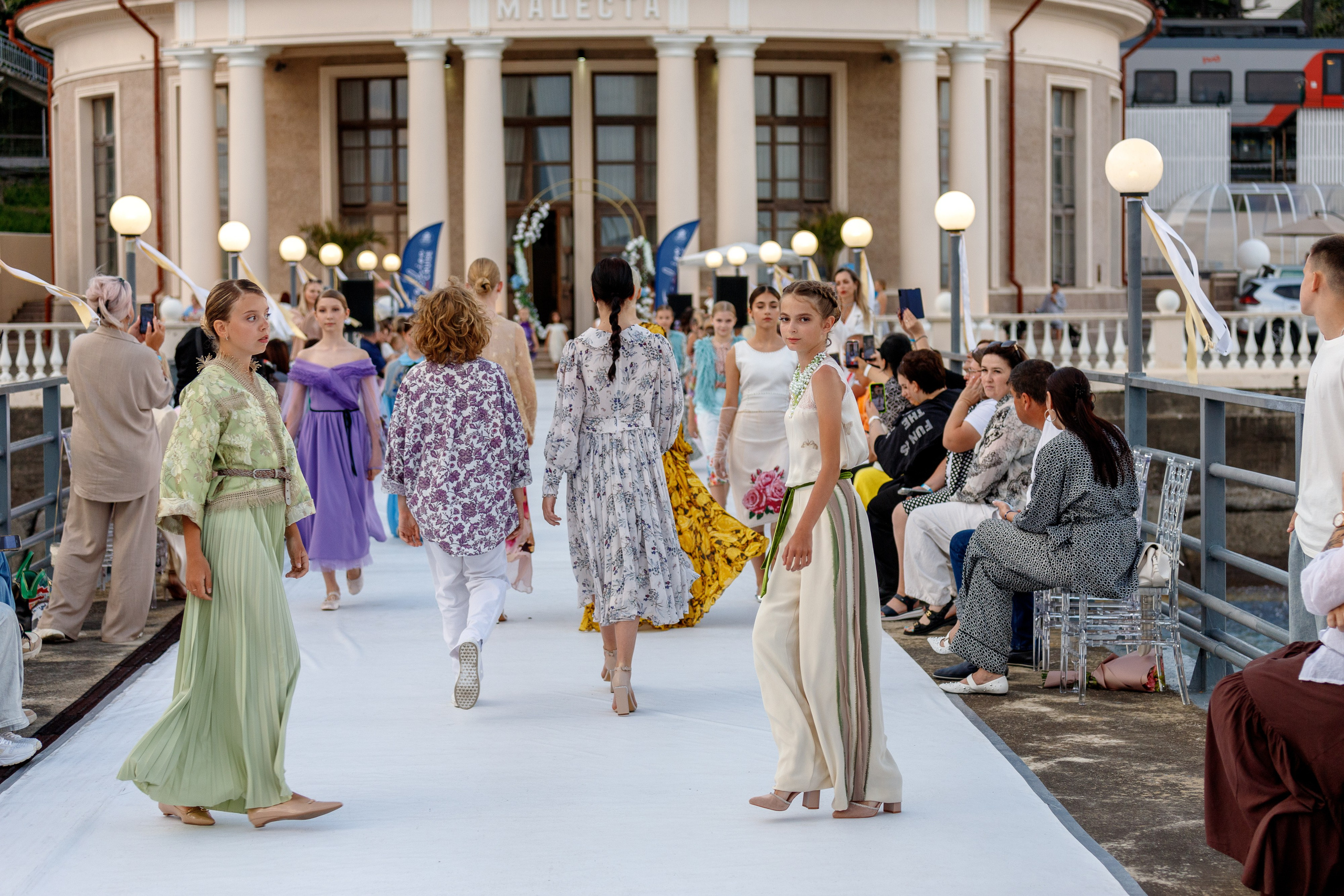 29 Fashion Cruise. Интерьерный и фуд фотограф в Иркутске Дмитрий Арно