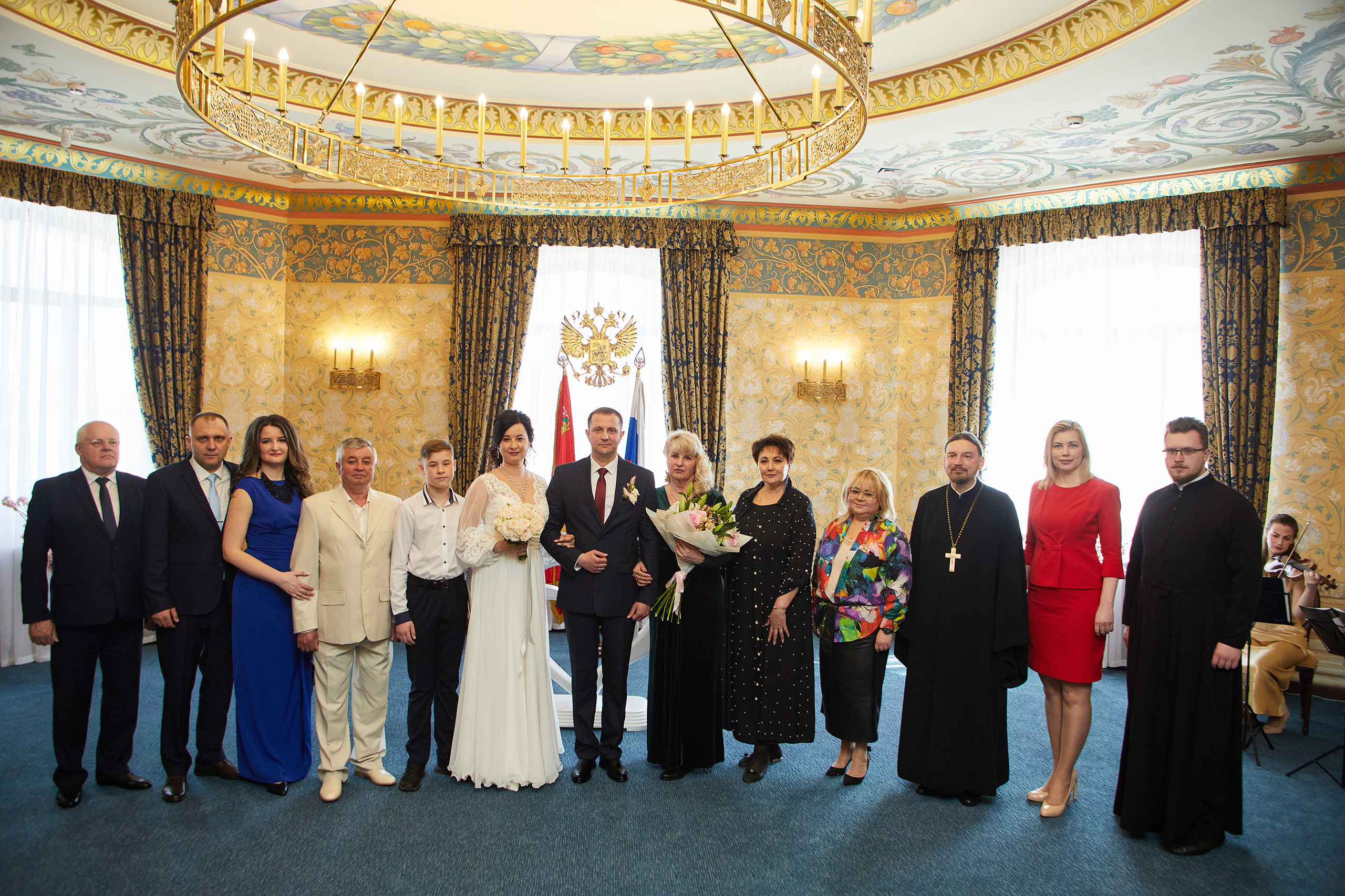 Венчание и Регистрация брака в Никольском храме. Репортажный Фотограф Москва Дарья Лунева