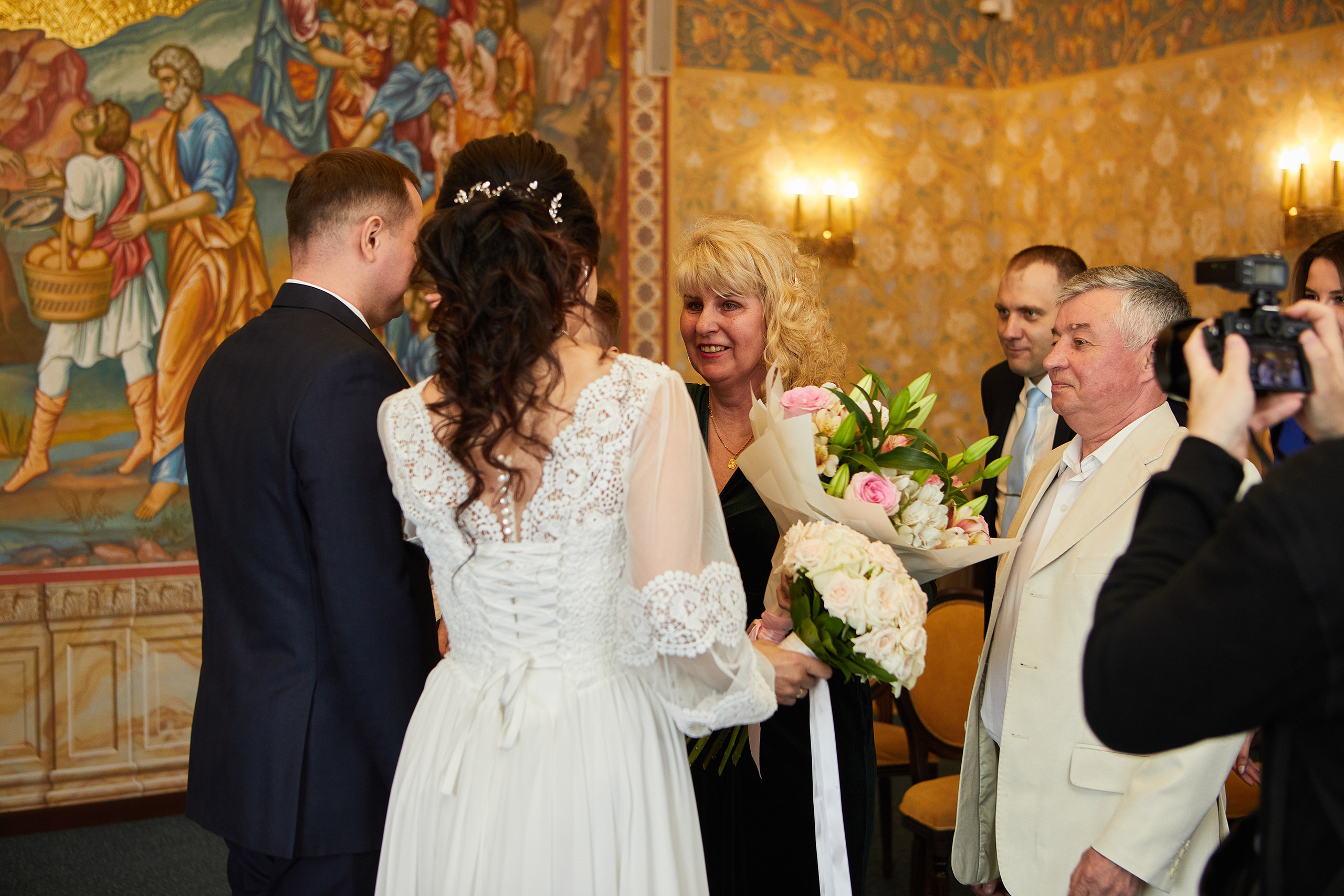 Венчание и Регистрация брака в Никольском храме. Репортажный Фотограф Москва Дарья Лунева