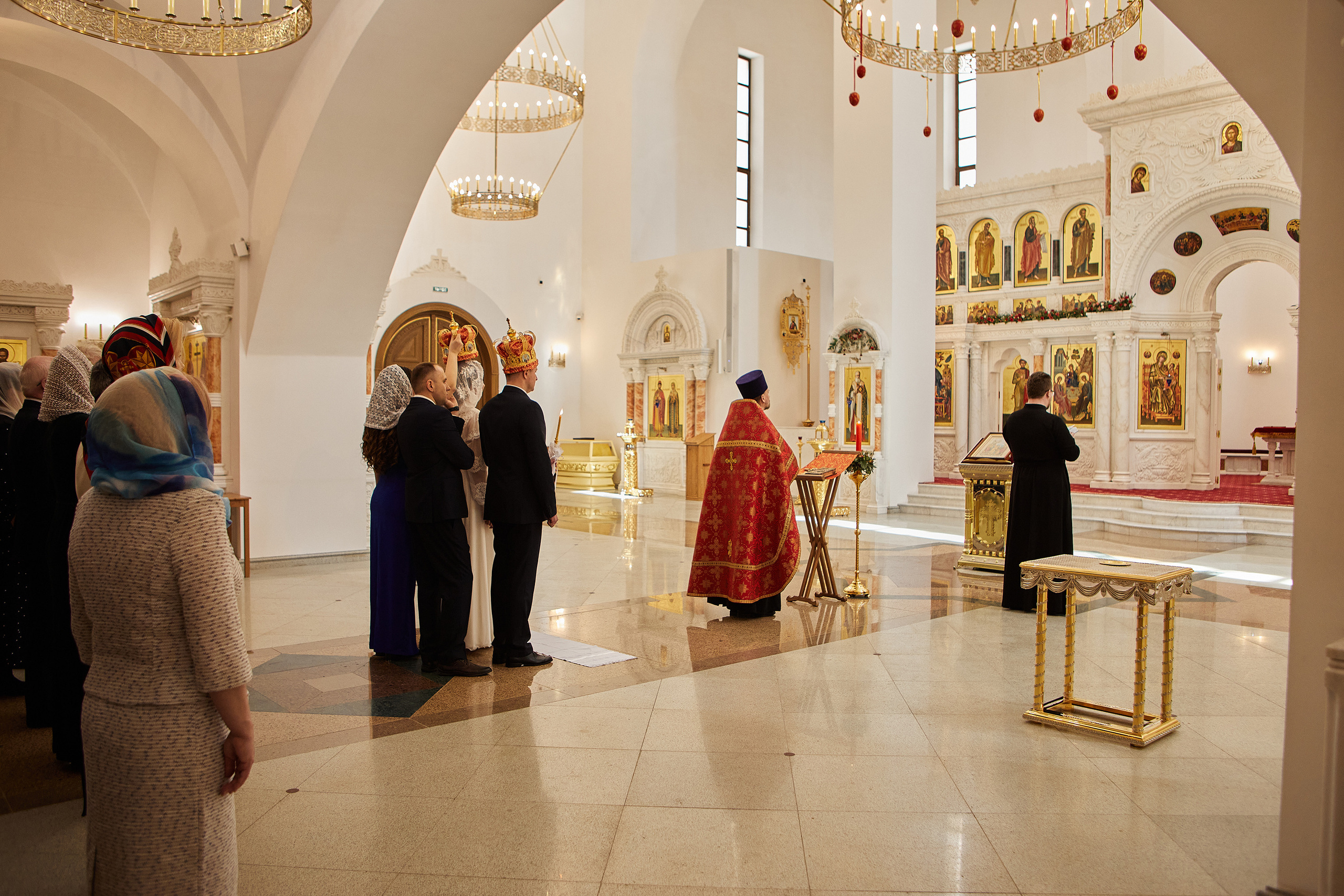 Венчание и Регистрация брака в Никольском храме. Репортажный Фотограф Москва Дарья Лунева