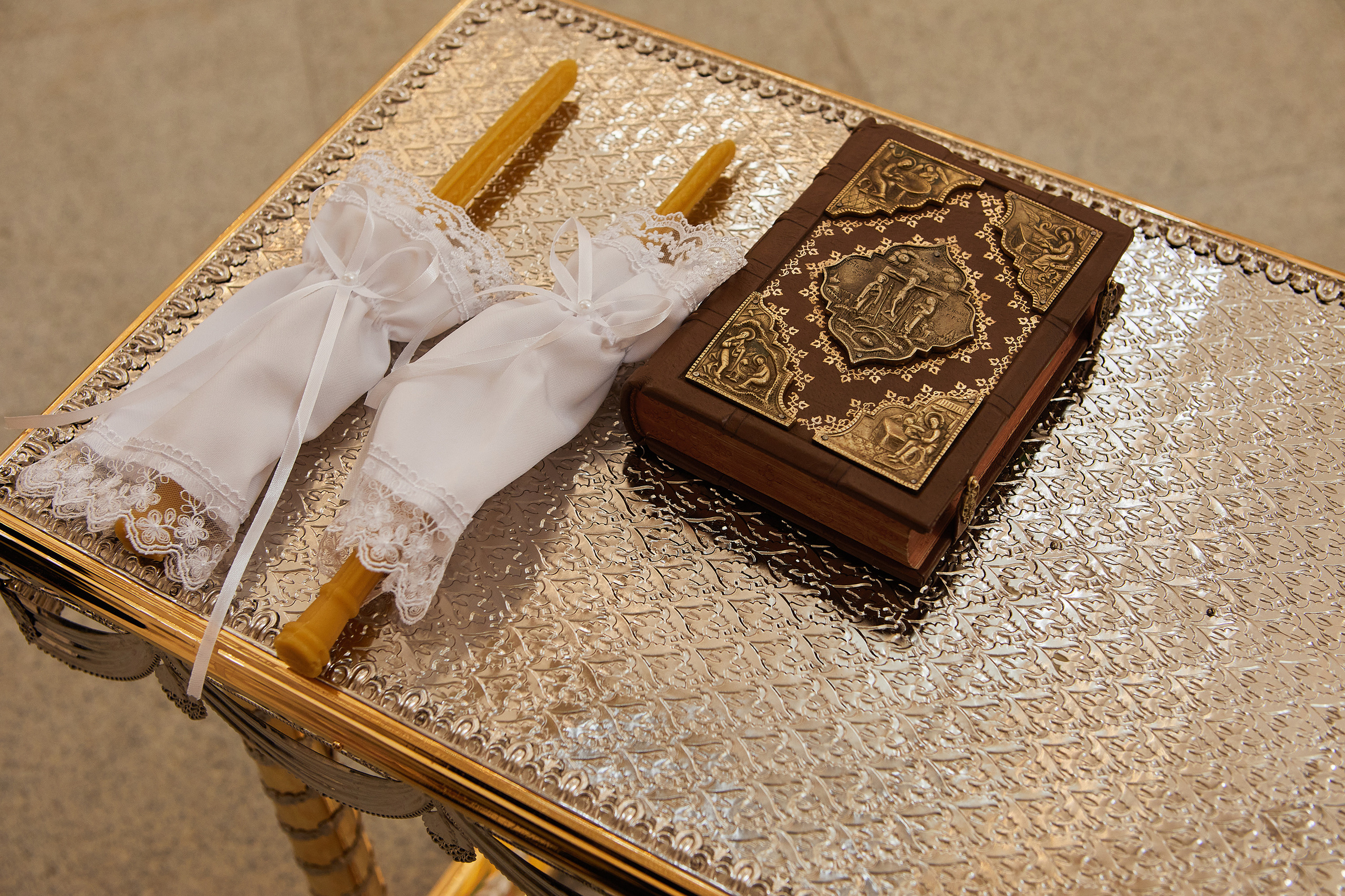 Венчание и Регистрация брака в Никольском храме. Репортажный Фотограф Москва Дарья Лунева