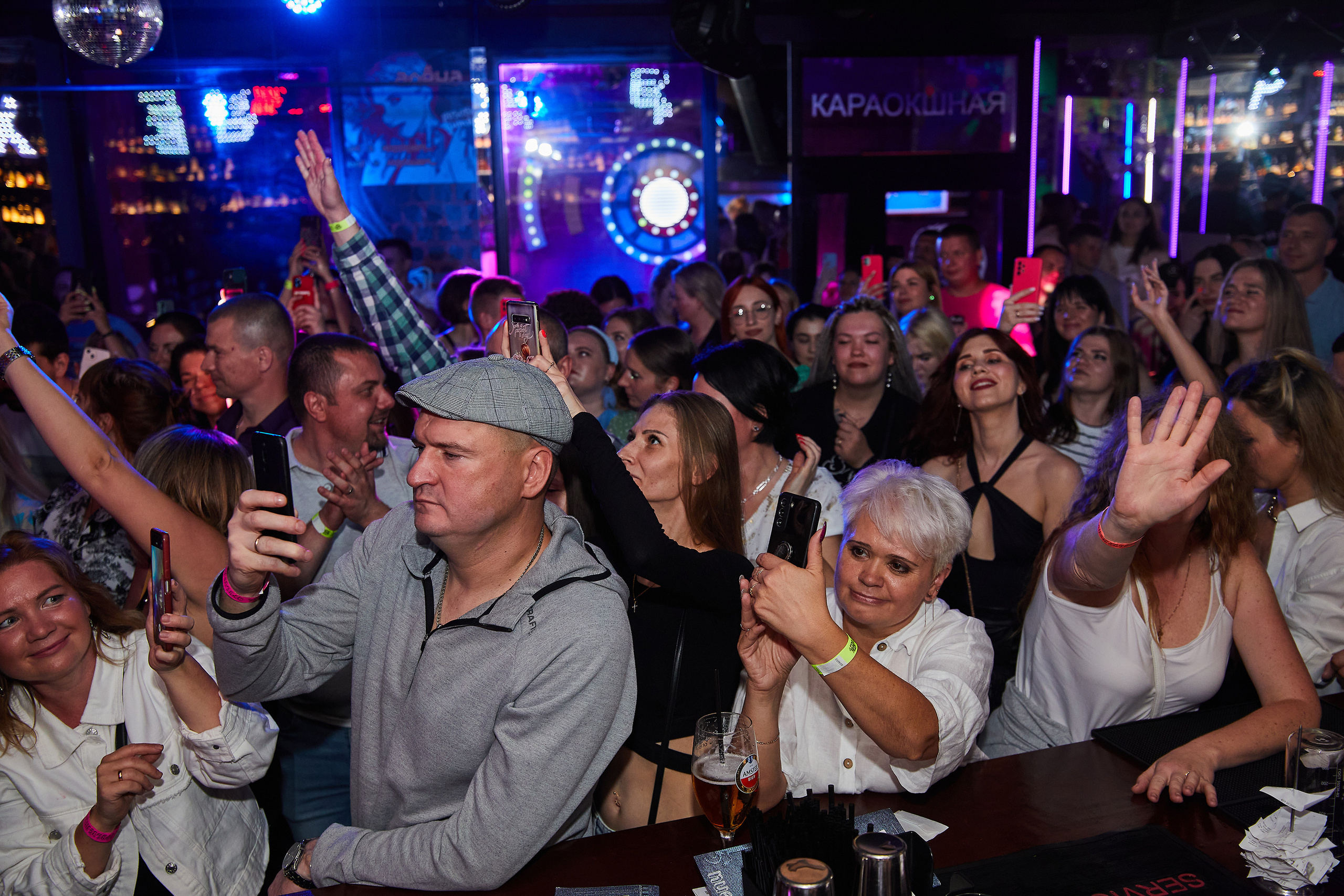 Выступление группы Фактор 2 в баре «Руки вверх». Репортажный Фотограф Москва Дарья Лунева