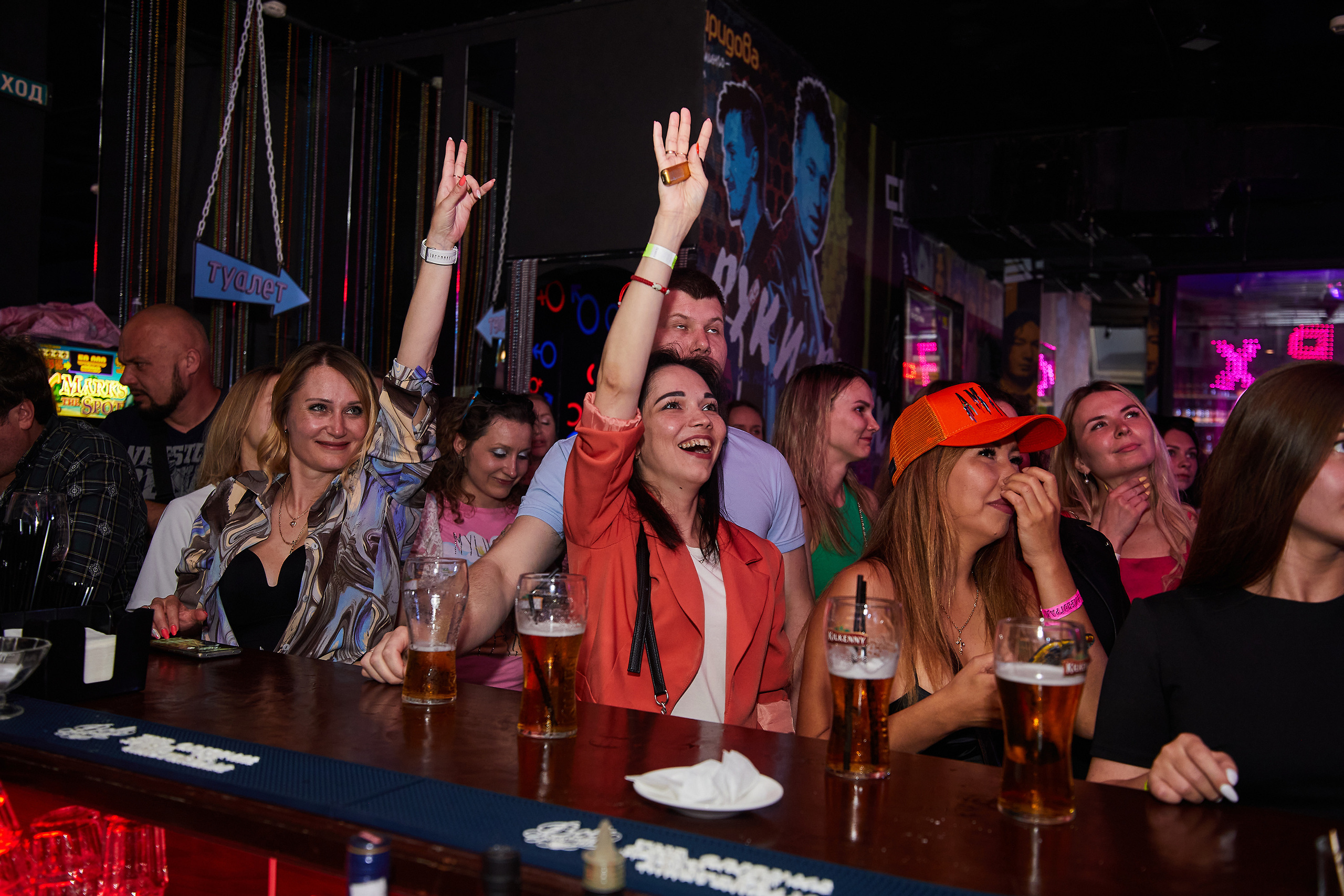 Выступление группы Фактор 2 в баре «Руки вверх». Репортажный Фотограф Москва Дарья Лунева