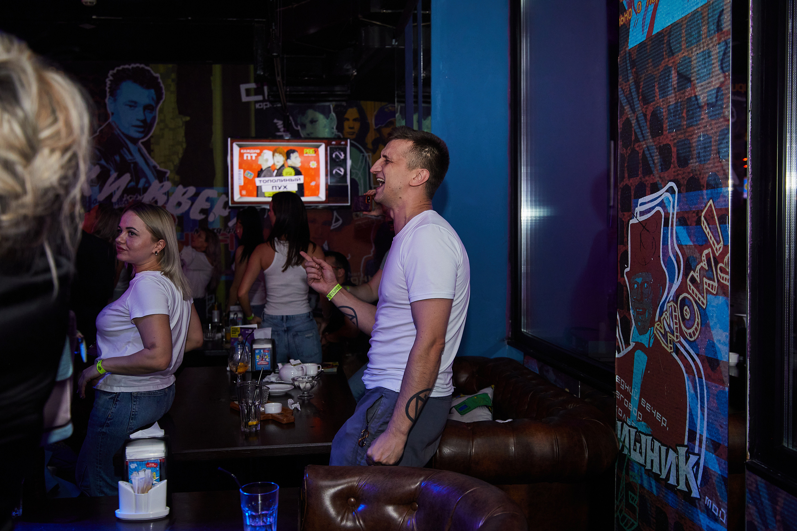 Выступление группы Фактор 2 в баре «Руки вверх». Репортажный Фотограф Москва Дарья Лунева