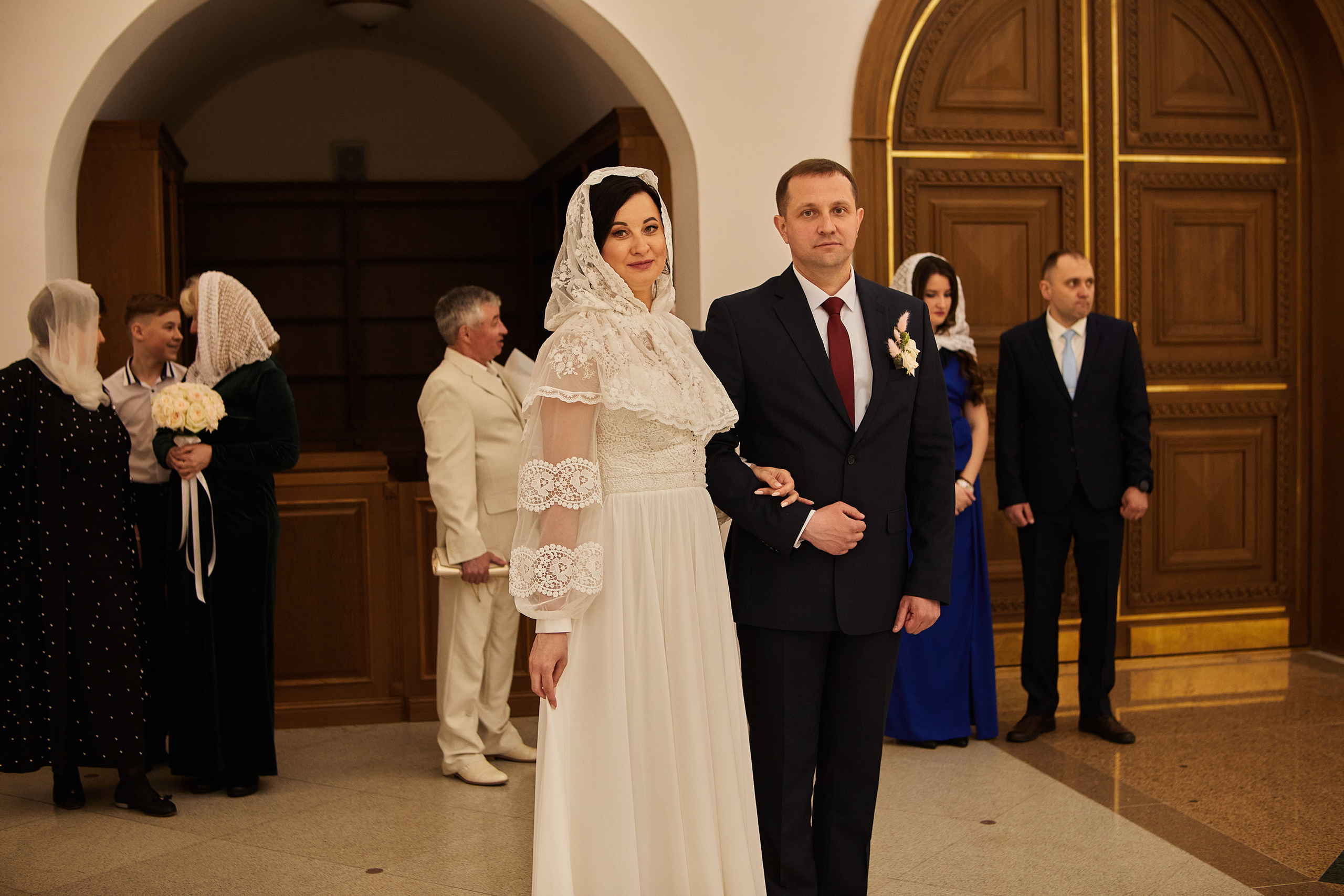 Венчание и Регистрация брака в Никольском храме. Репортажный Фотограф Москва Дарья Лунева