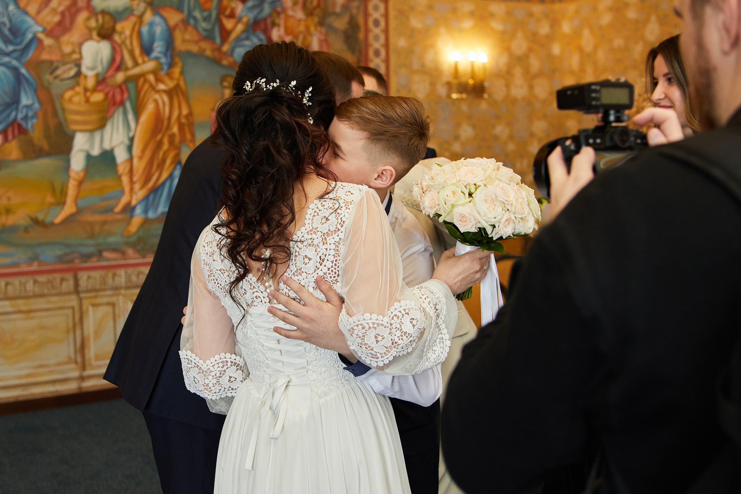 Венчание и Регистрация брака в Никольском храме. Репортажный Фотограф Москва Дарья Лунева
