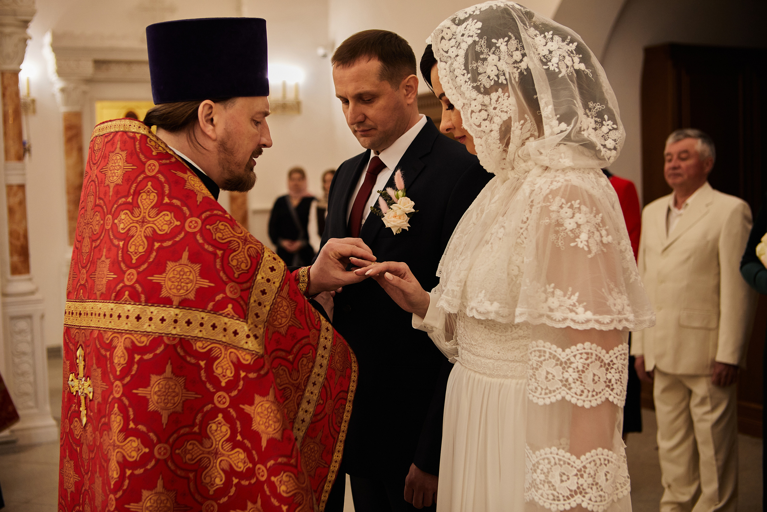 Венчание и Регистрация брака в Никольском храме. Репортажный Фотограф Москва Дарья Лунева