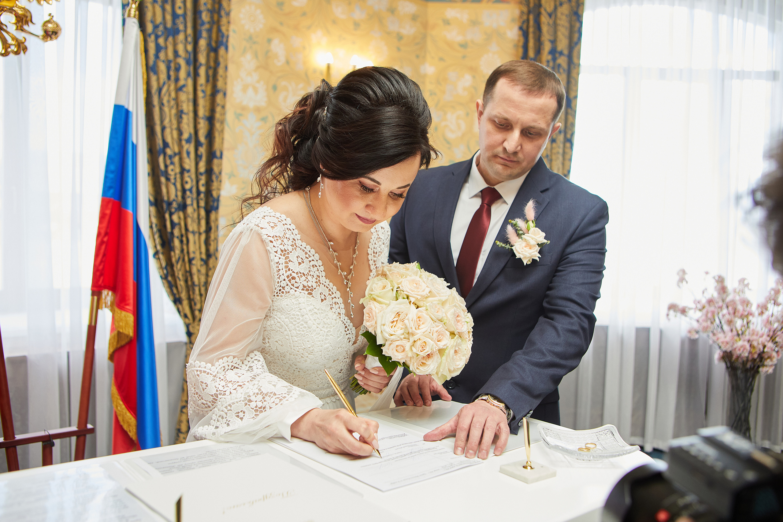 Венчание и Регистрация брака в Никольском храме. Репортажный Фотограф Москва Дарья Лунева