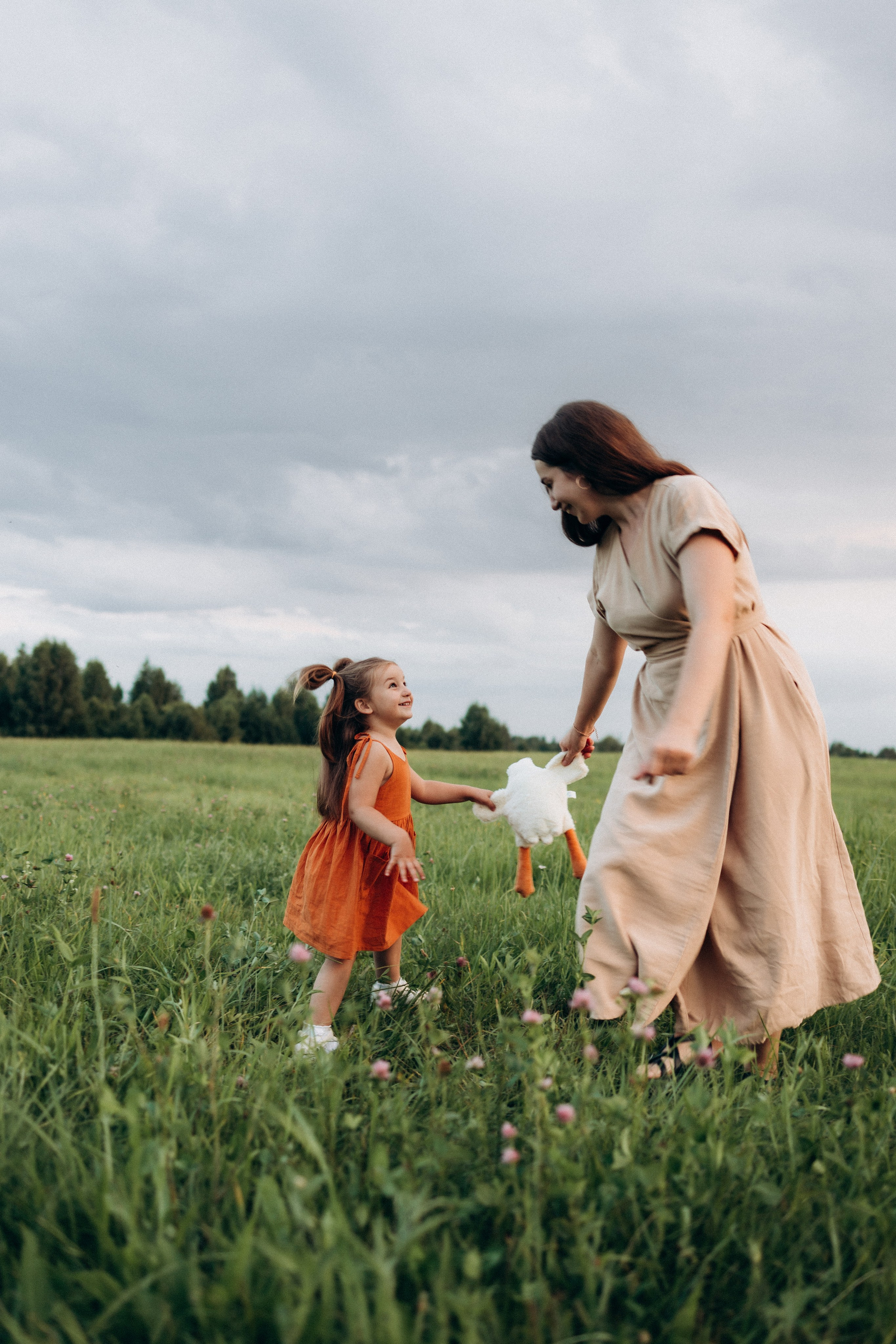 Катя и малышка Аня. Фотограф Елена Рябцева