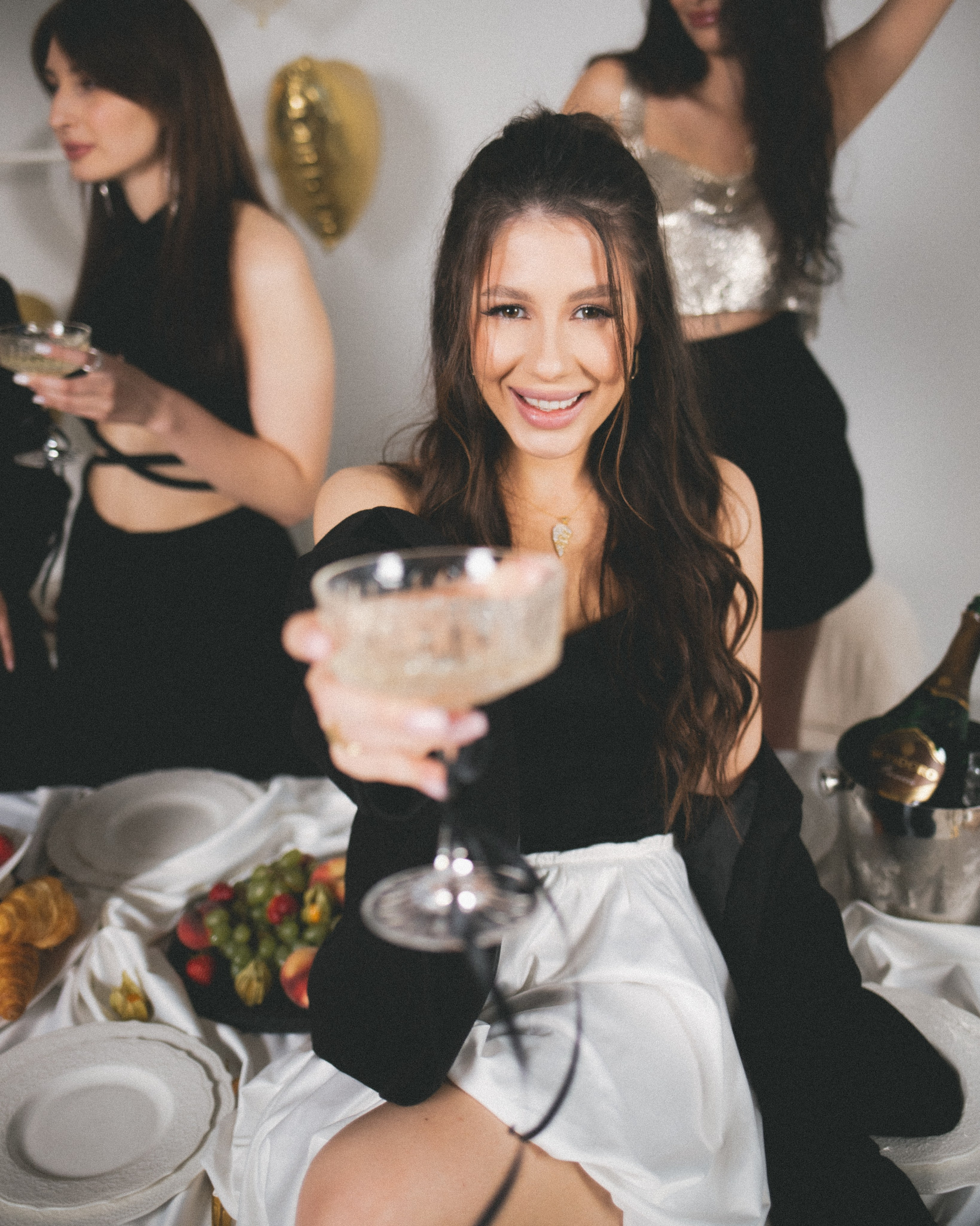 Девичник Яны. Фотограф в Москве и Сургуте Алла Лесовая. Снимаю каталог для брендов и индивидуальные портреты для людей