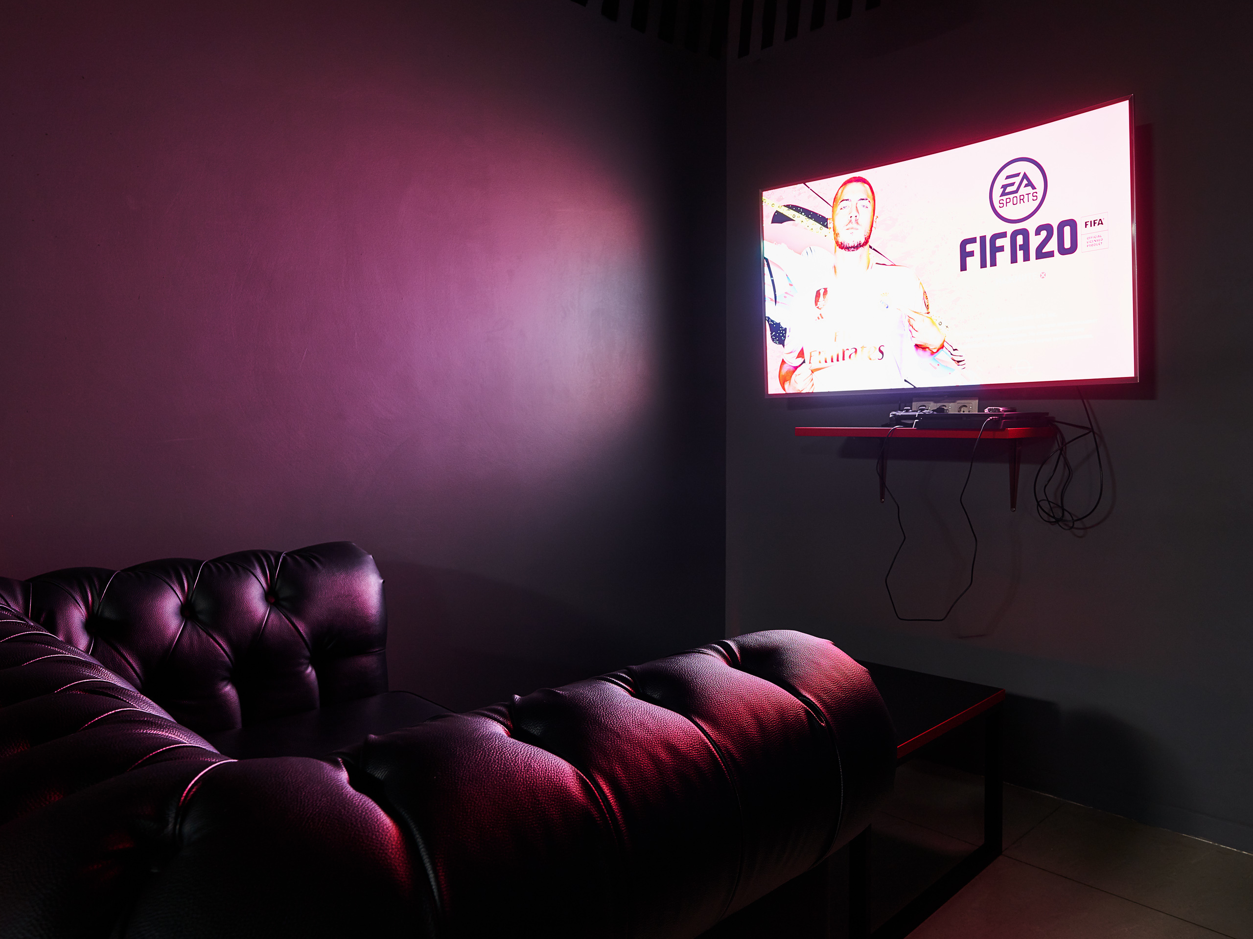 Кибер клуб CyberX community - Краснодар - фото 7 - интерьер