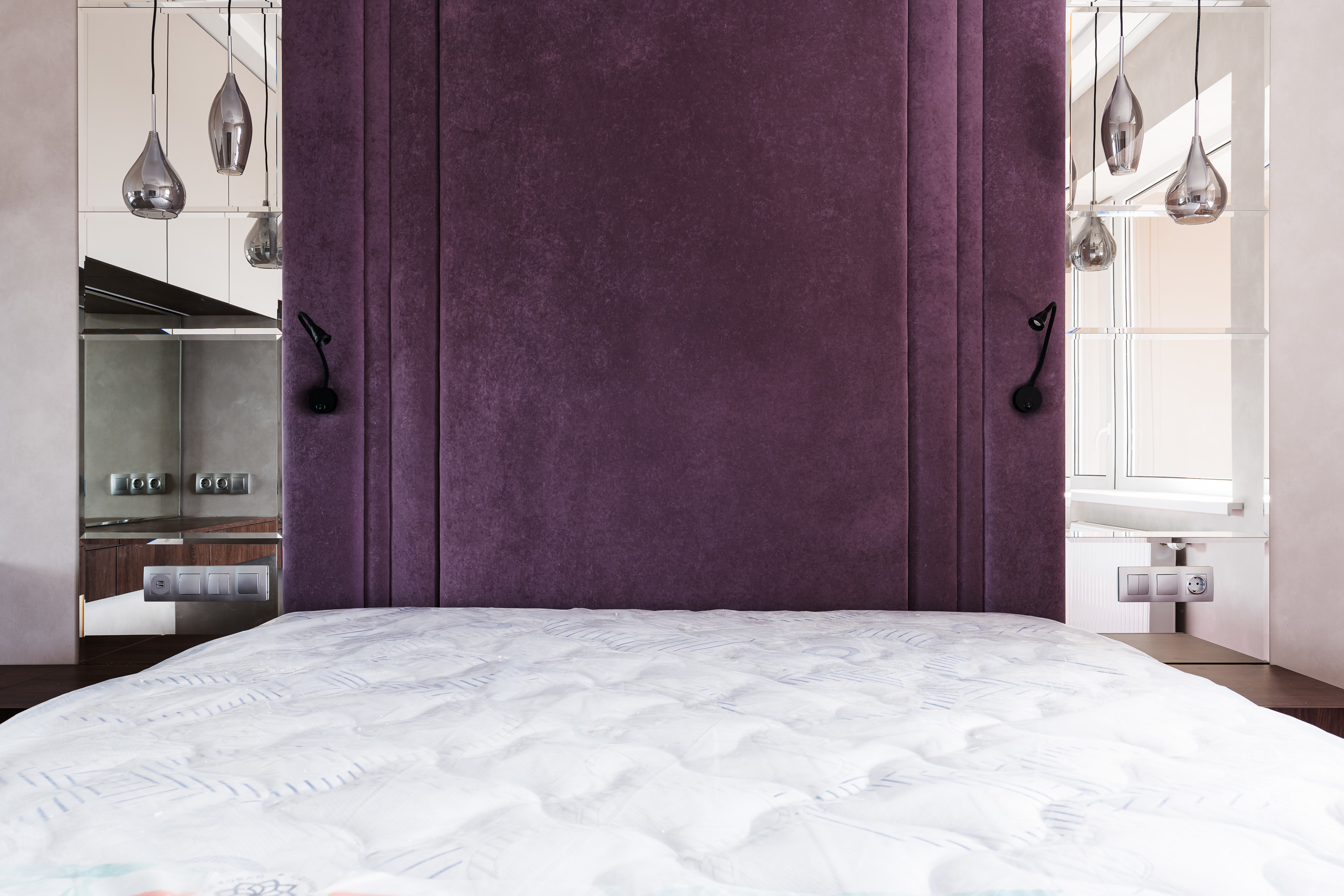 Квартира в Краснодаре - фото 11 - интерьер мастер спальни