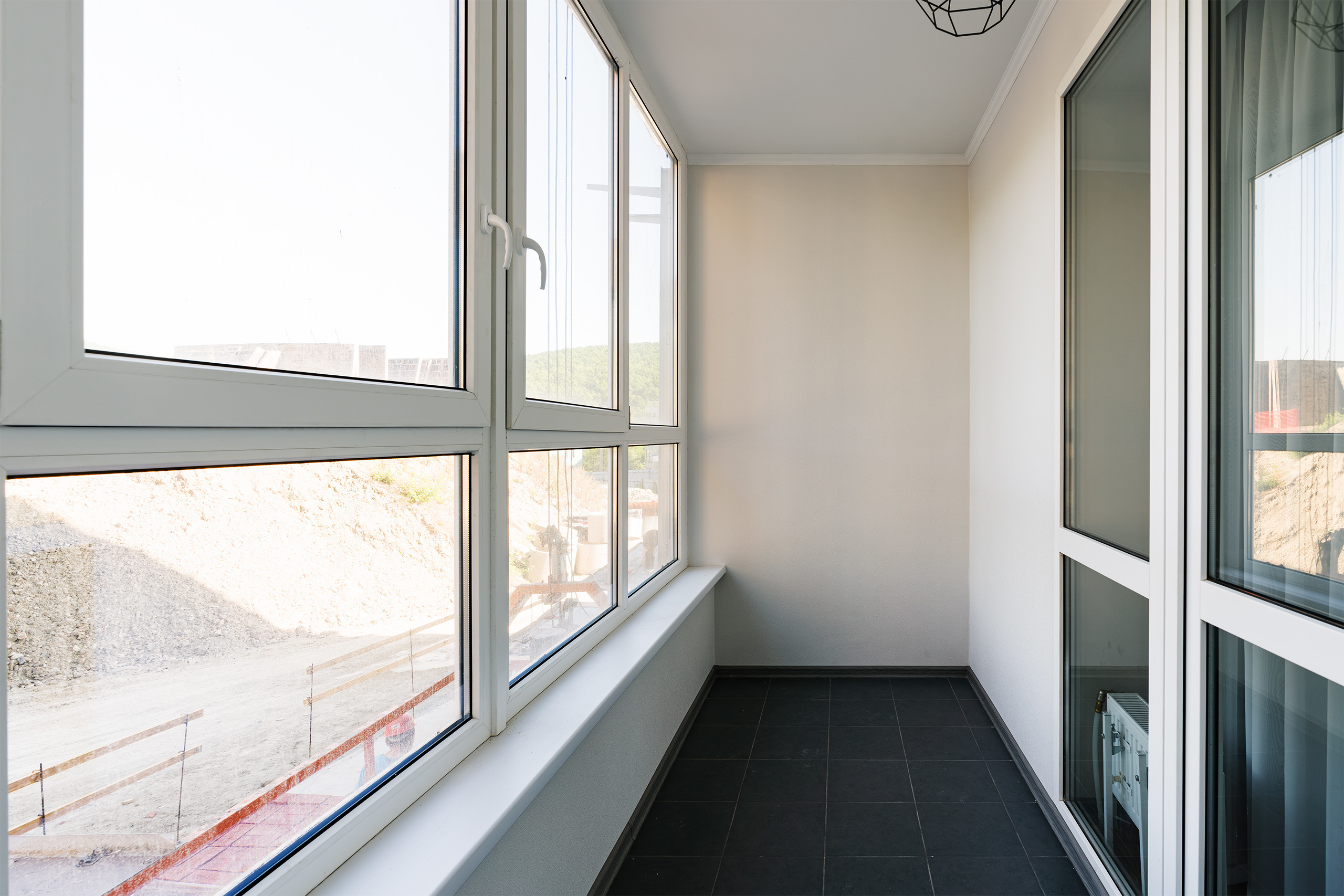 Демонстрационная квартира в ЖК «Форт Адмирал» - Туапсе - фото 9 - интерьер лоджии