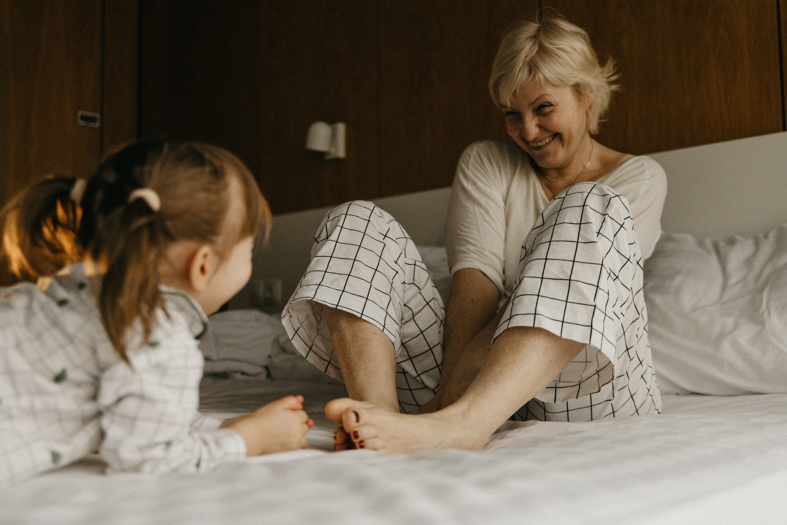 Оля и Василиса. Главная