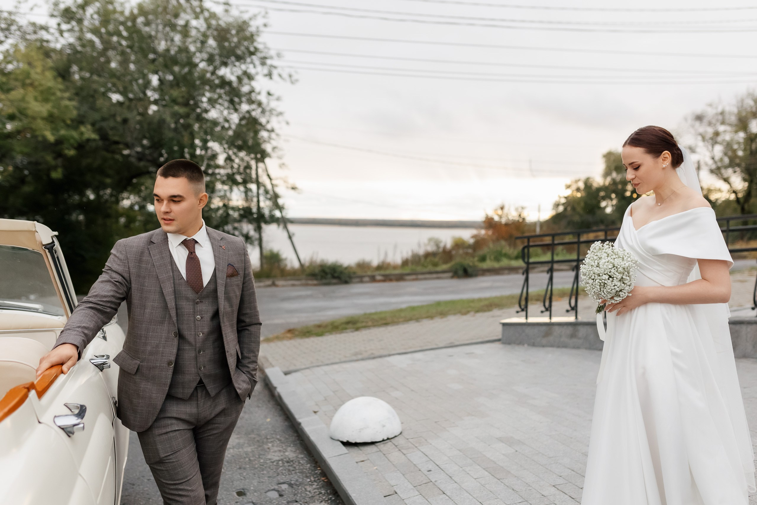 Сборы Sopka. Ретро Волга.Валентина и Иван. Свадебный фотограф в Хабаровске