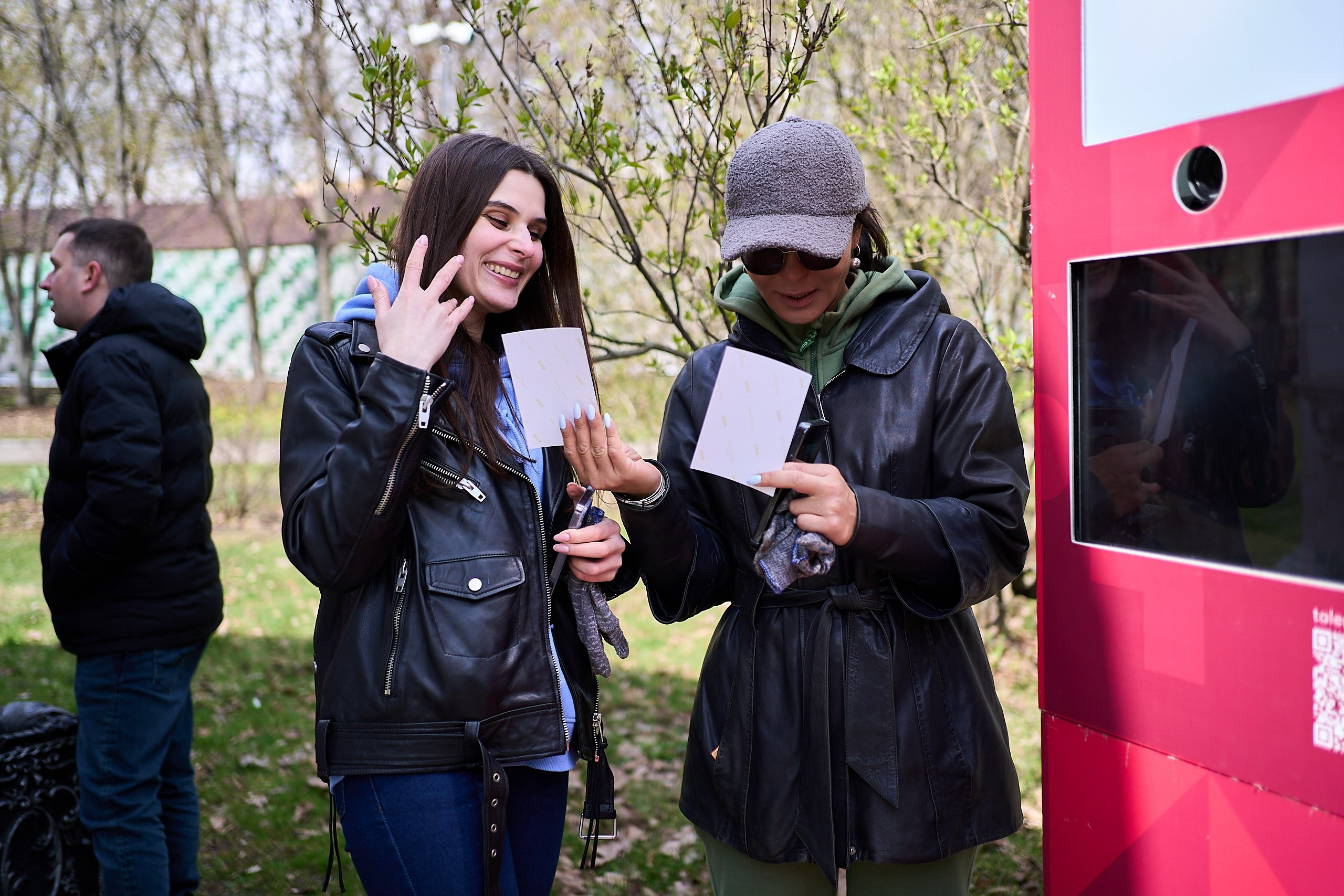 Субботник у Управления делами Мэра и Правительства Москвы. Фотограф и Видеограф в Москве. Олег Корушев