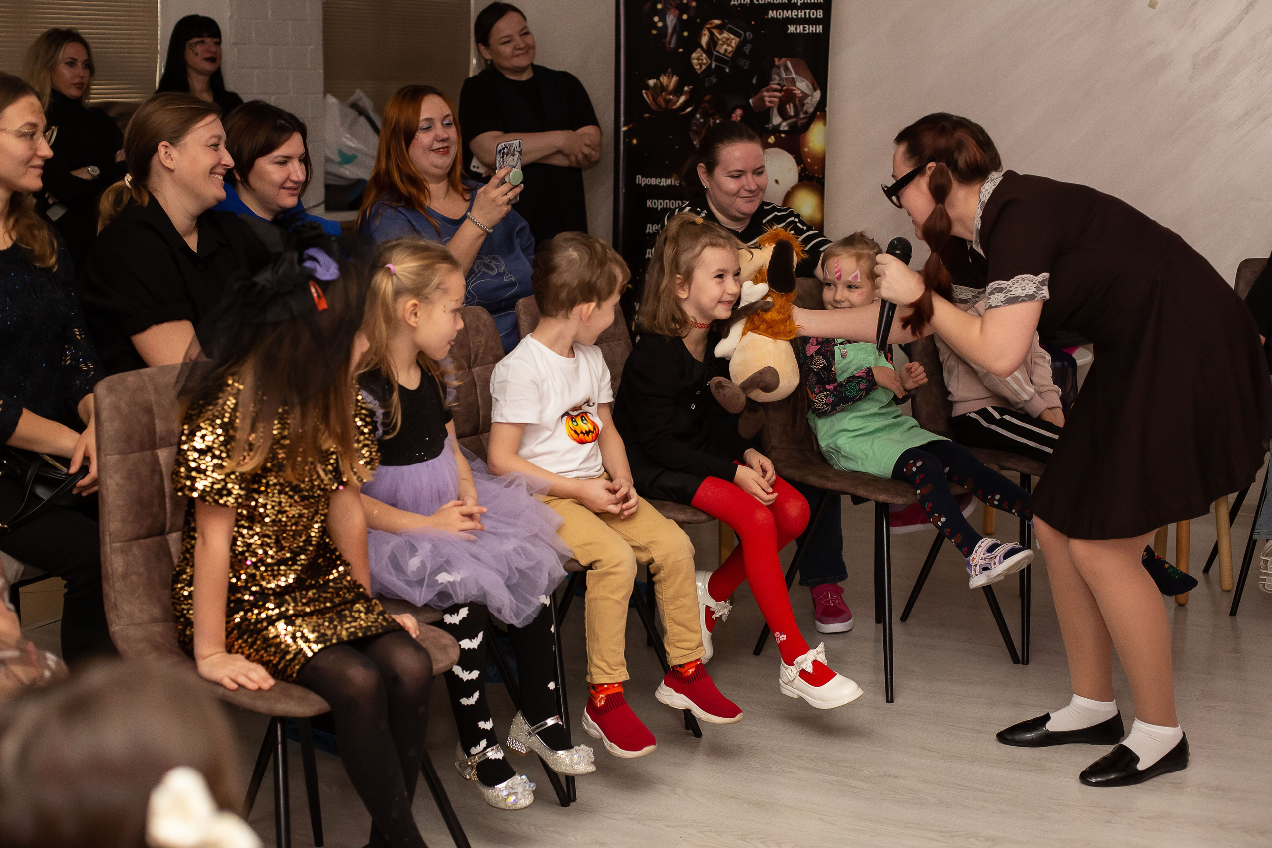 Верхом на помеле спектакль интерактивный. Семейный и детский фотограф Анна Петракова