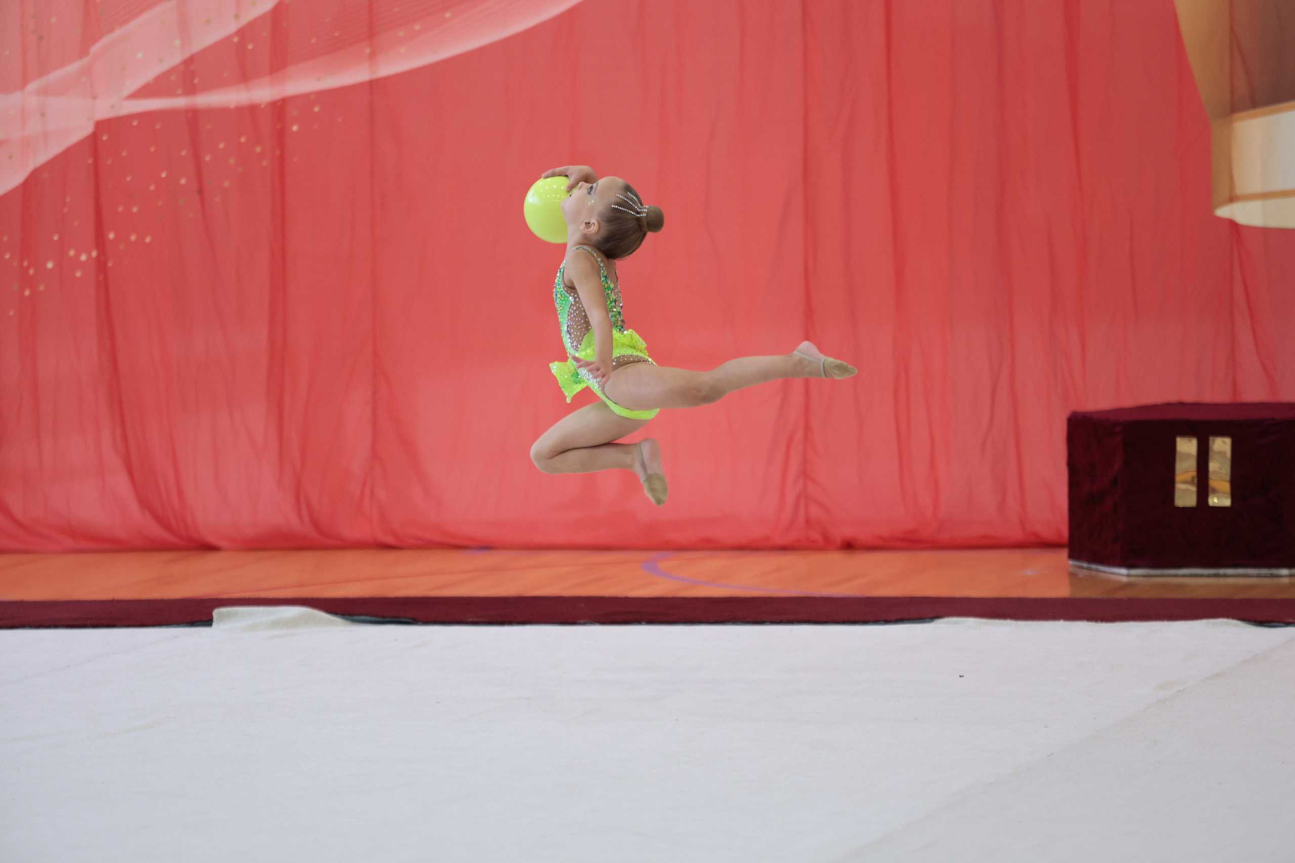 Профессиональная съемка гимнастического турнира в Пскове. Портретный Фотограф Александр «Konevtsoph» В Санкт-Петербурге