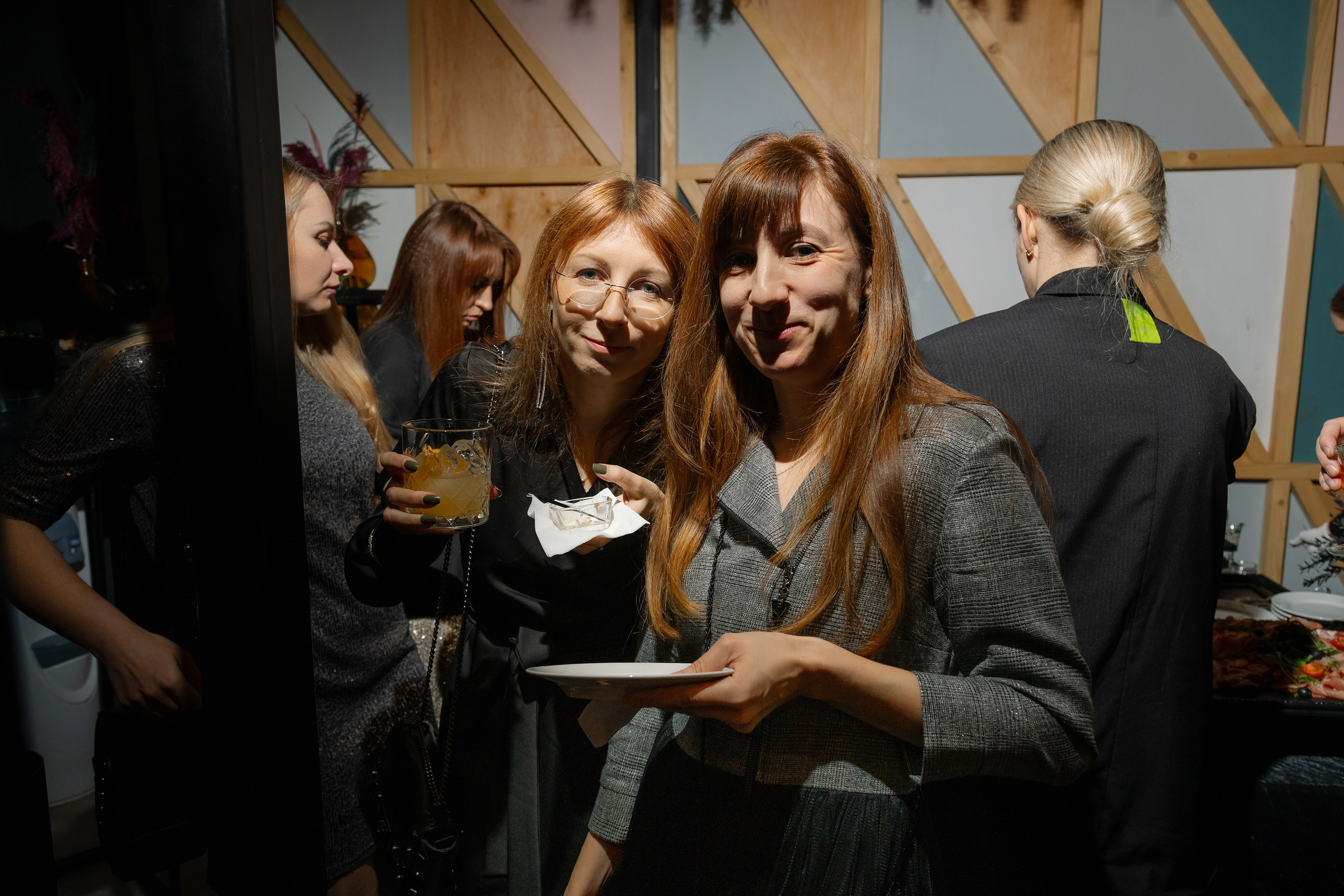 Корпоративная фотосъемка для CD-LIFE на площадке Partyson. Свадебный фотограф в Минске/Беларуси Сергей Спиридонов