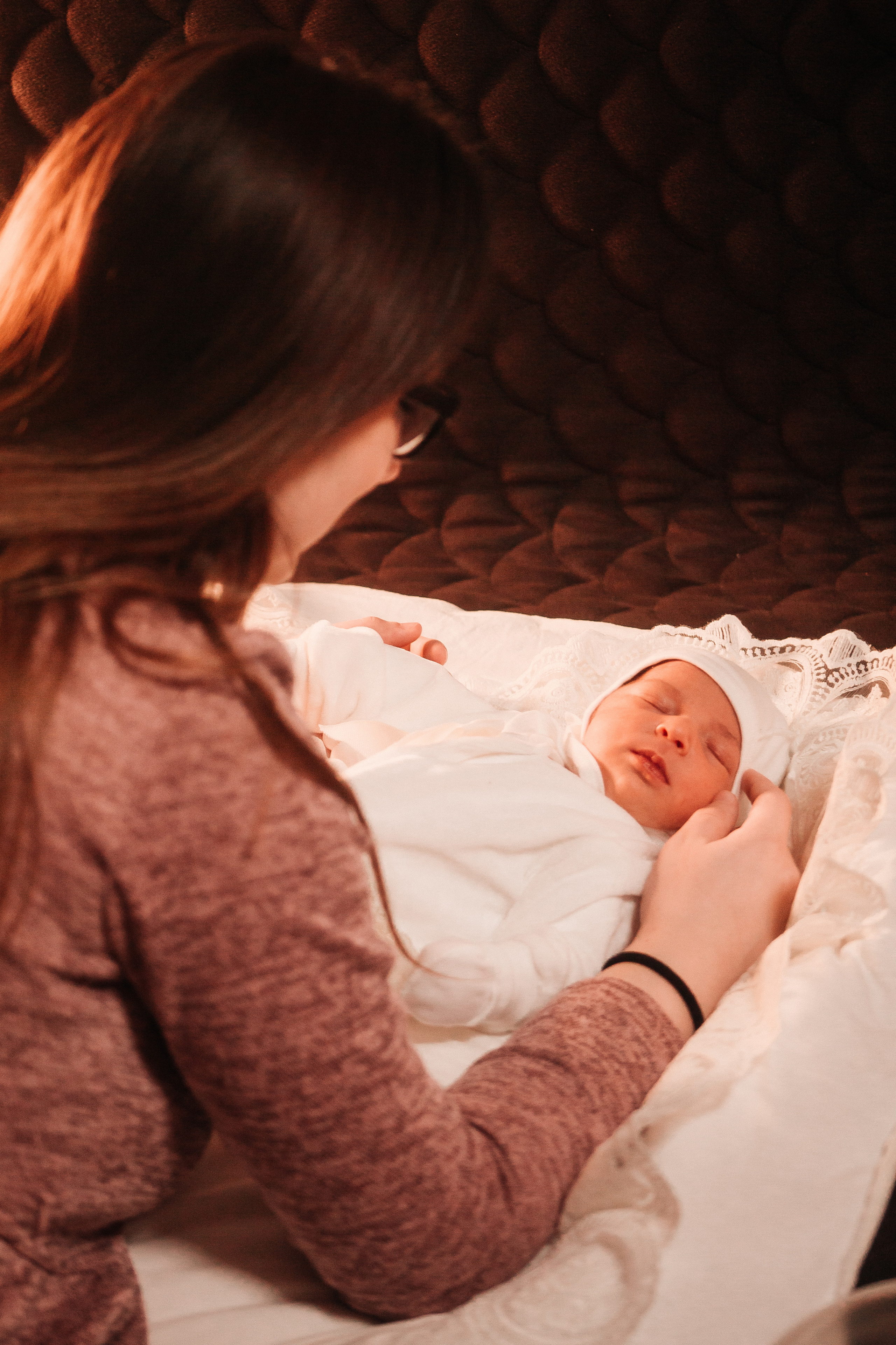 Домашняя фотосессия после выписки из роддома Ставрополь. Фотограф Ставрополь Пятигорск Елизавета Дарина