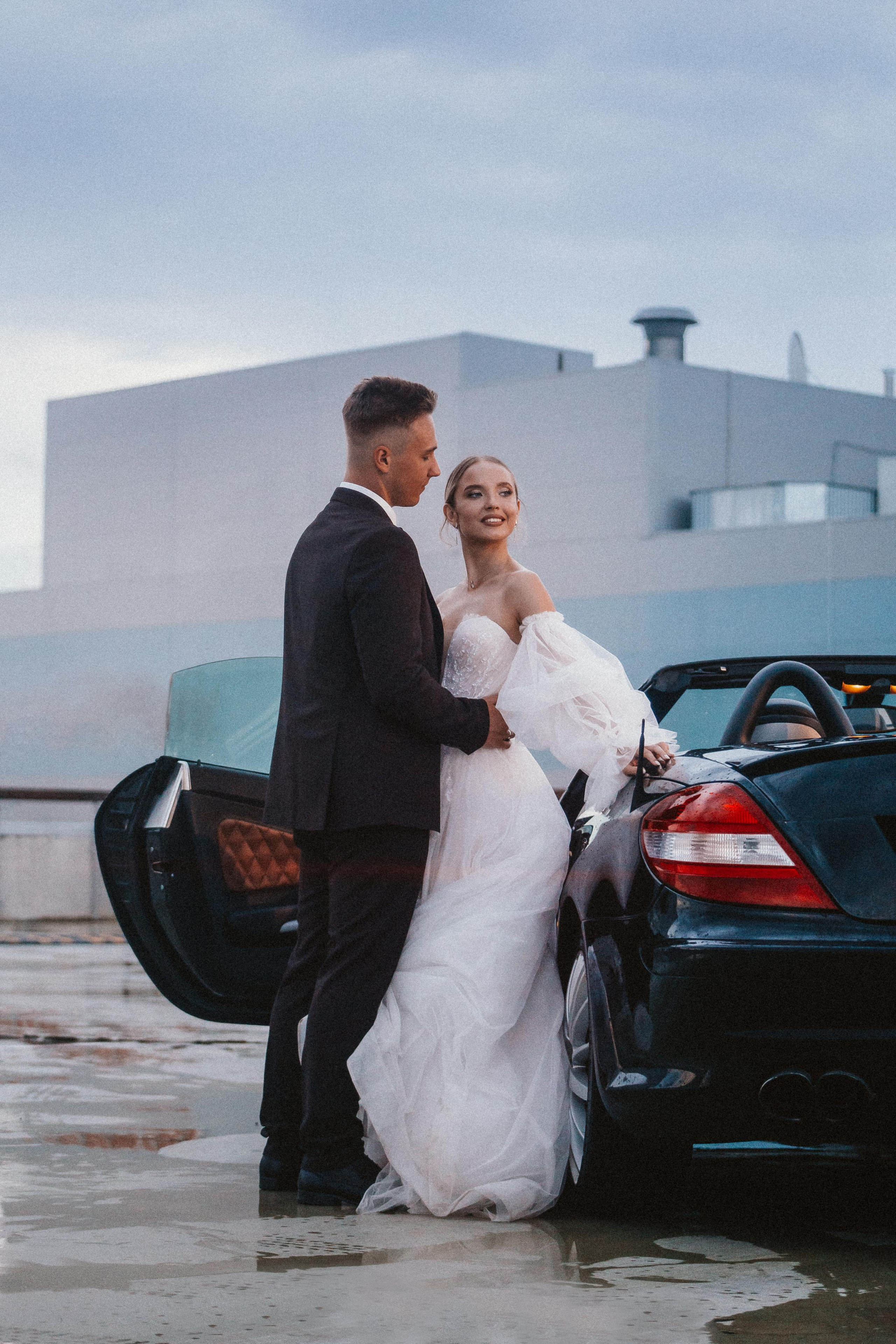 Свадебная фотосессия в автомобиле в городе Ставрополь. Фотограф Ставрополь Пятигорск Елизавета Дарина