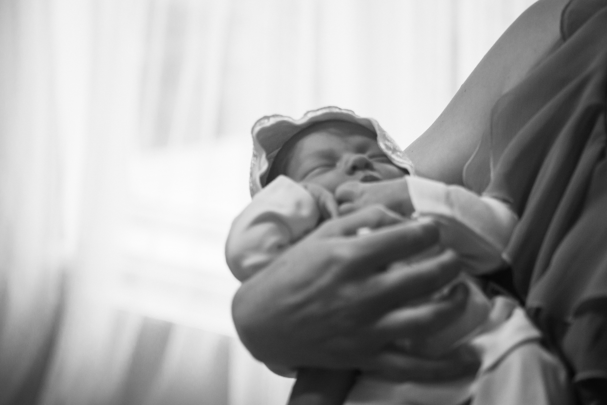 Домашняя фотосессия после выписки из роддома Пятигорск. Фотограф Ставрополь Пятигорск Елизавета Дарина