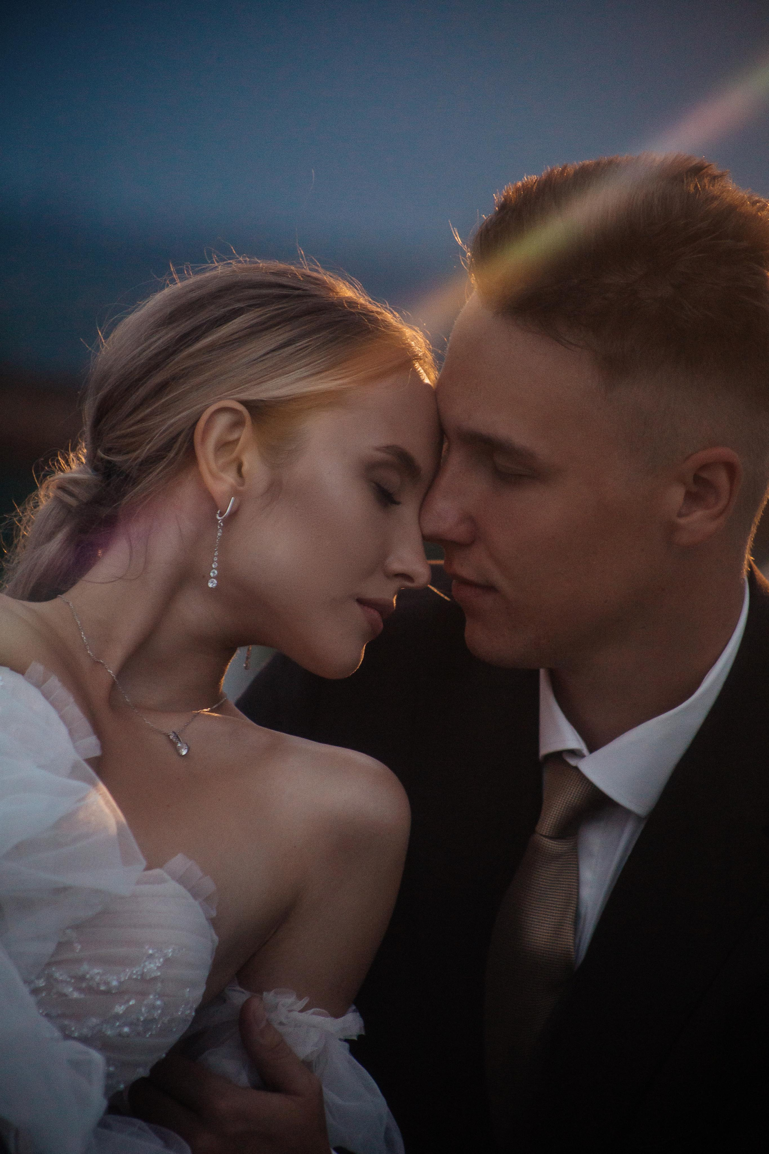 Свадебная фотосессия в автомобиле в городе Ставрополь. Фотограф Ставрополь Пятигорск Елизавета Дарина