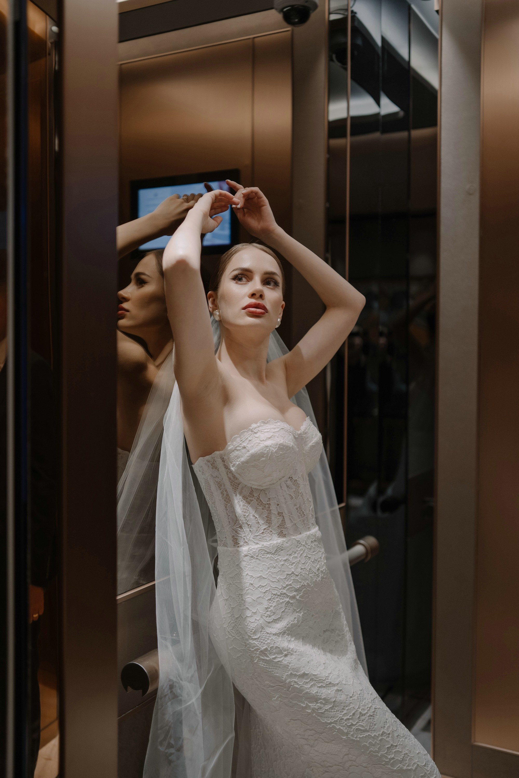 Свадебная фотосессия в Soluxe hotel Moscow. Свадебный и семейный фотограф в Москве Светлана Зоткина