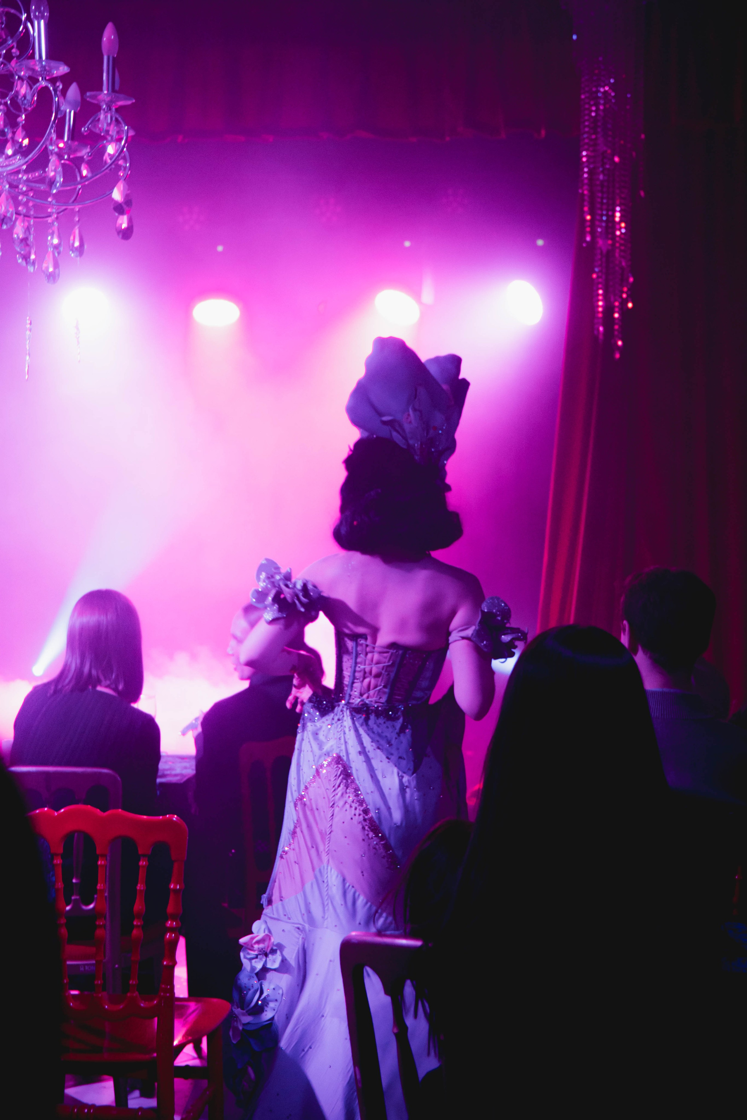 Бурлеск-кабаре SIRENCE. Со стороны / репортажный фотограф в СПб