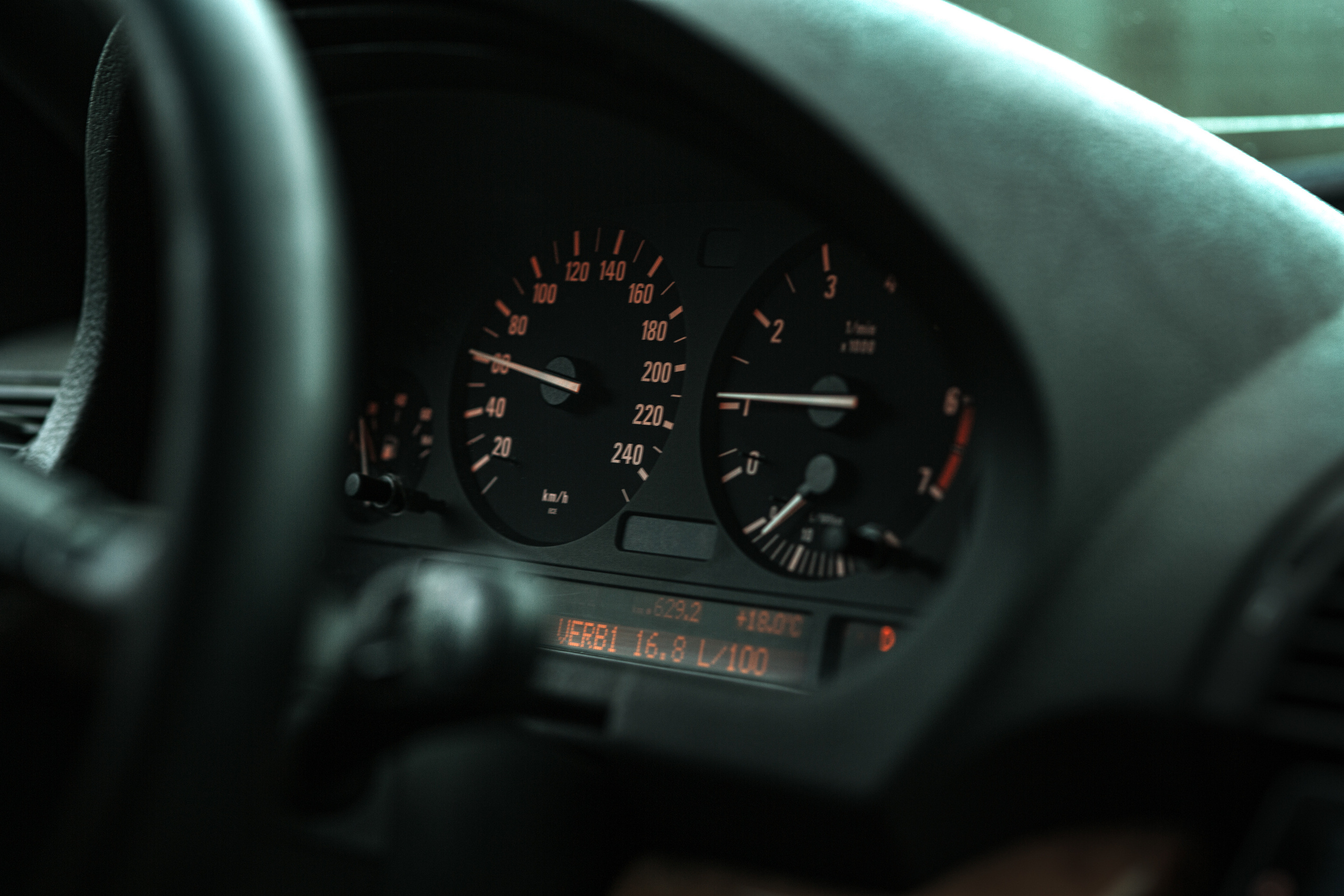 Фотосъёмка BMW X5 Череповец. Сайт фотографа на Субару Оля Аф