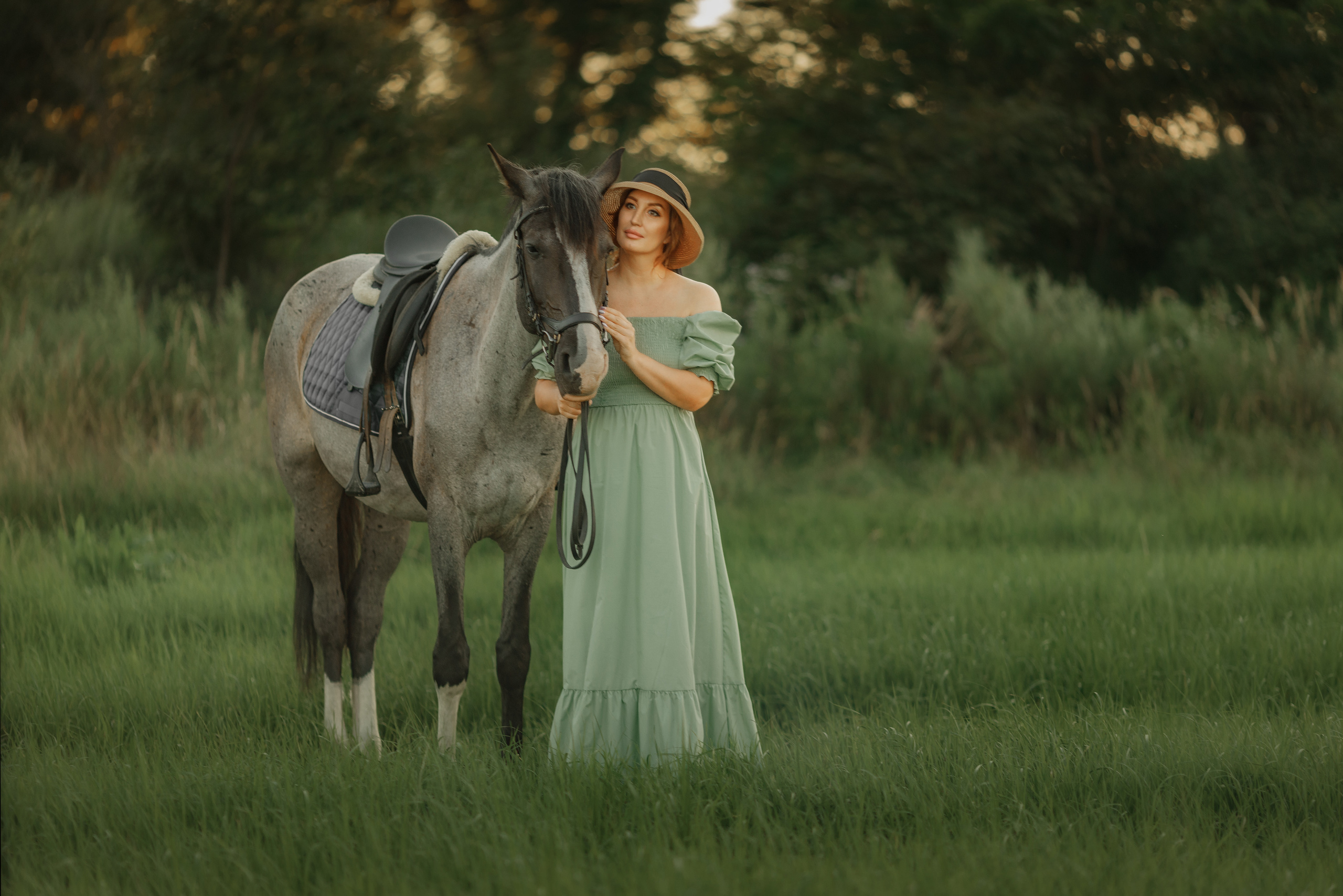 Конная фотопрогулка. Фотограф женского портрета, беременности и материнства Харькова Елена