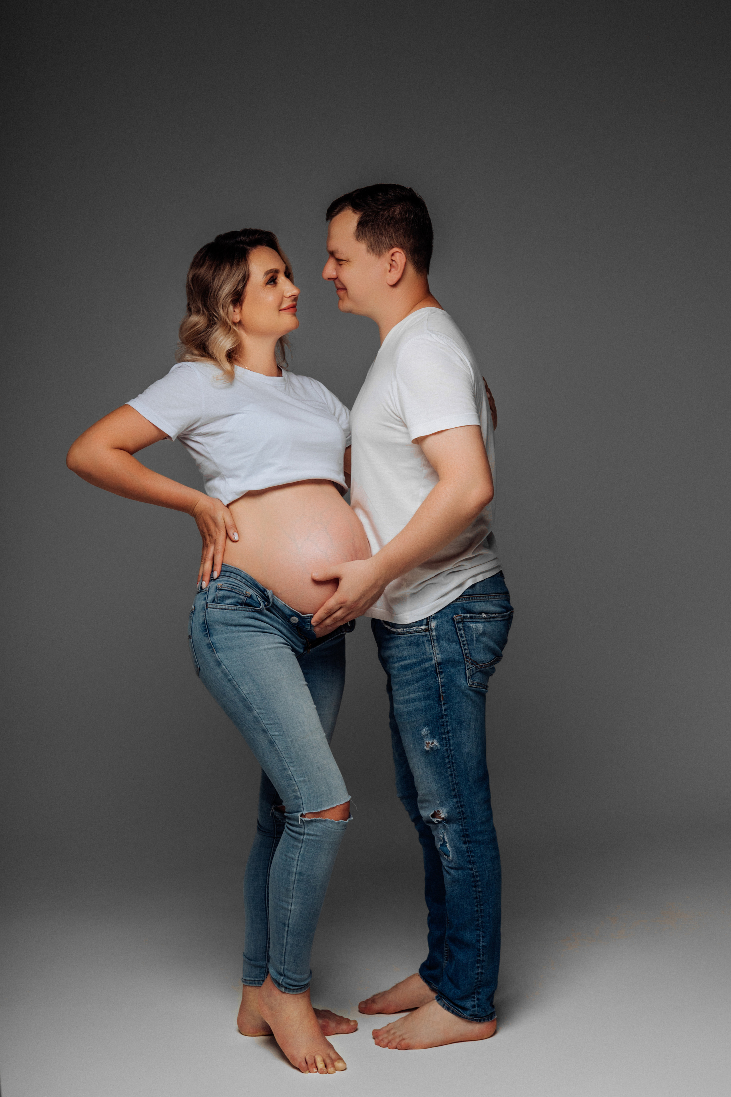 Анастасия с семьей. Фотограф женского портрета, беременности и материнства Харькова Елена