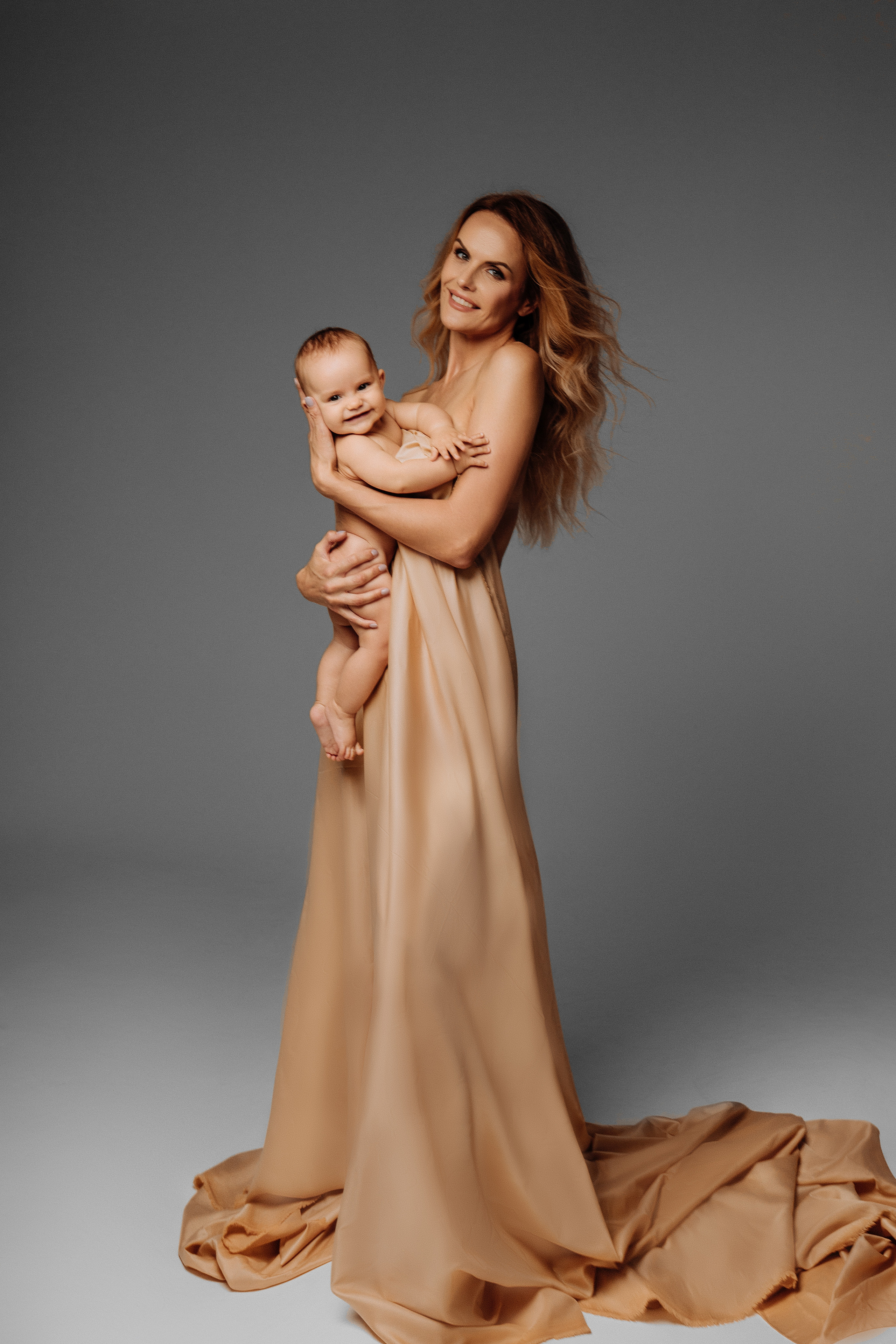 Vogue_материнство. Фотограф женского портрета, беременности и материнства Харькова Елена