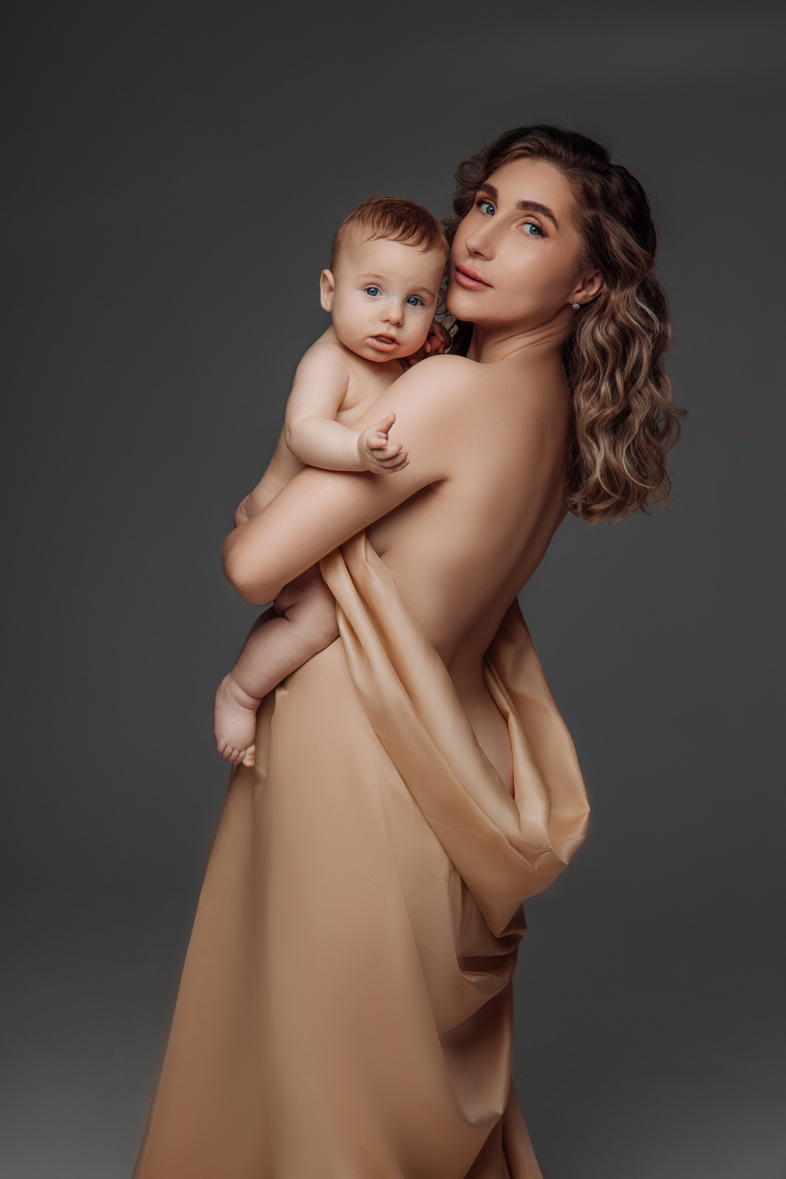 Vogue_материнство. Фотограф женского портрета, беременности и материнства Харькова Елена