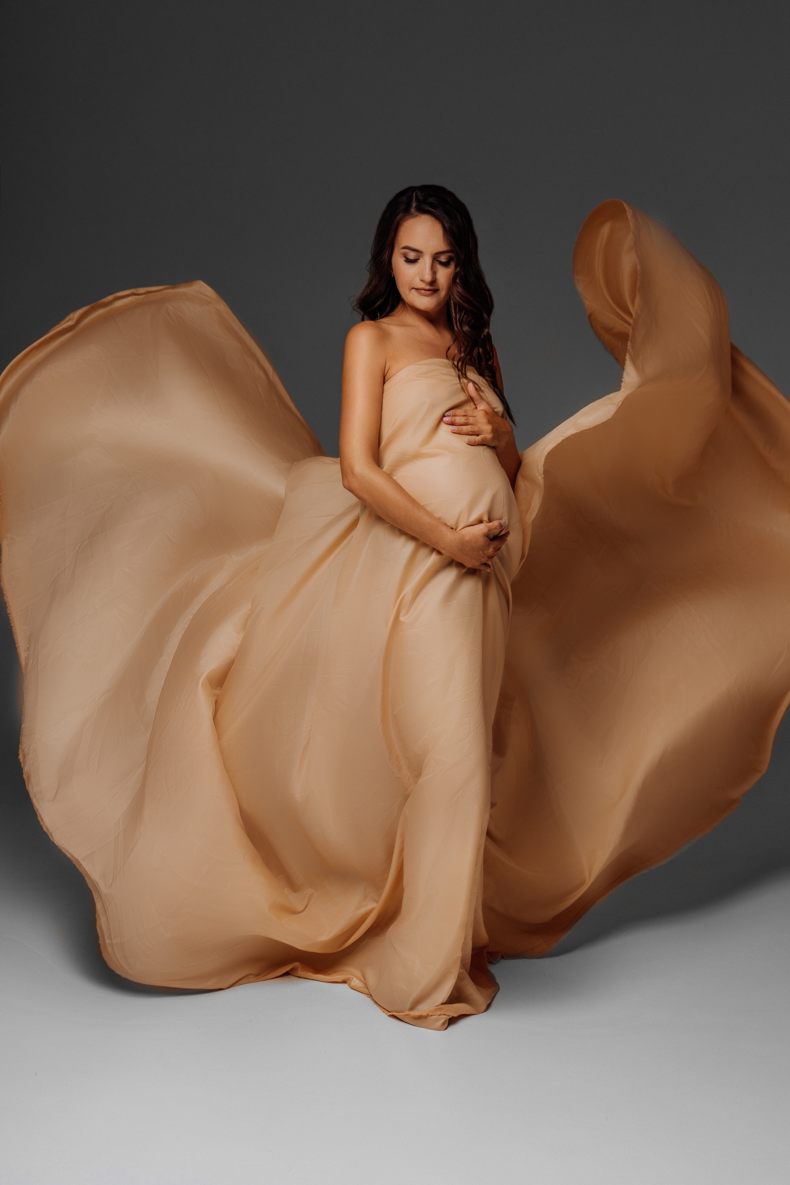 Яна с семьей. Фотограф женского портрета, беременности и материнства Харькова Елена