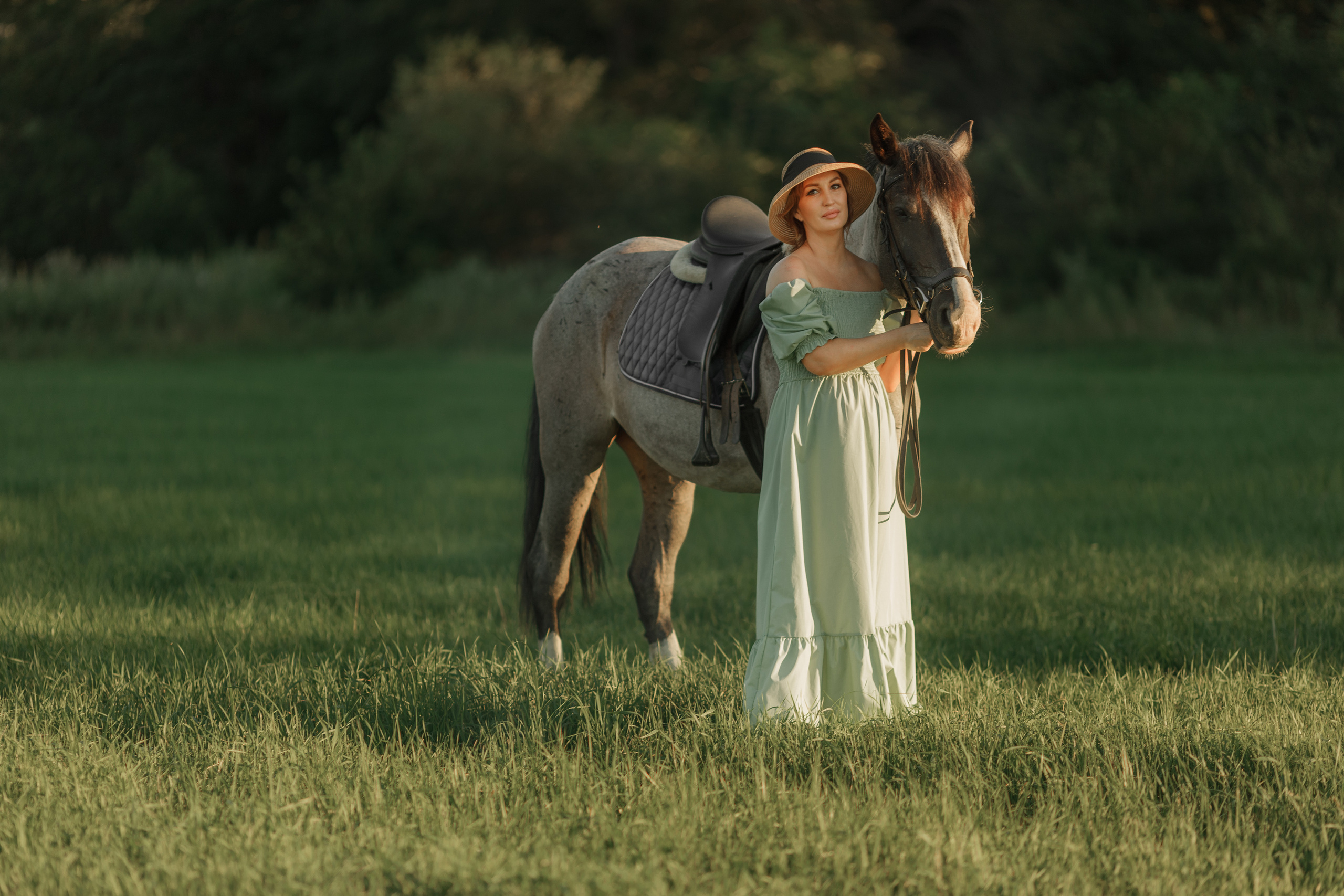 Конная фотопрогулка. Фотограф женского портрета, беременности и материнства Харькова Елена