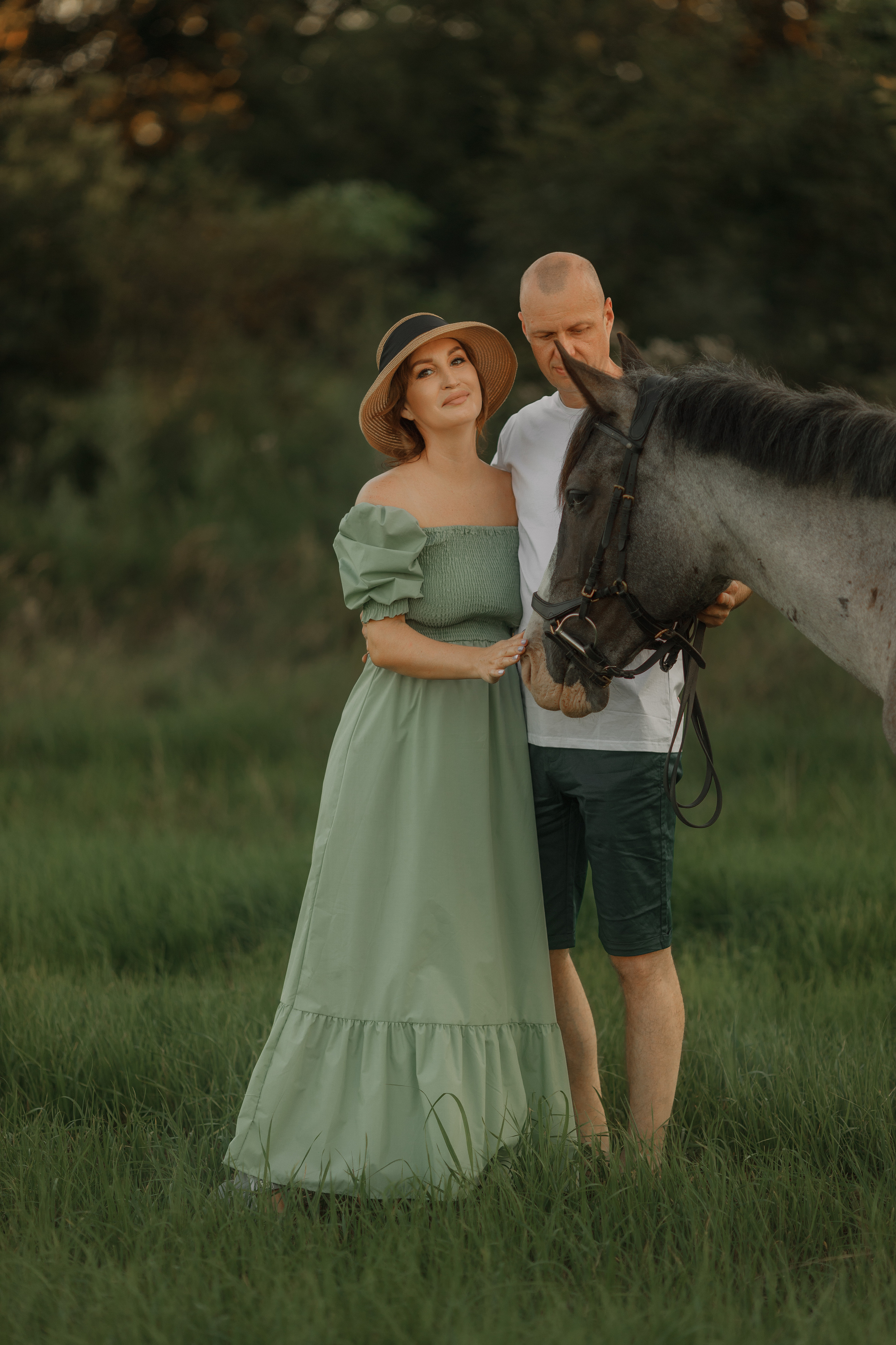 Конная фотопрогулка. Фотограф женского портрета, беременности и материнства Харькова Елена