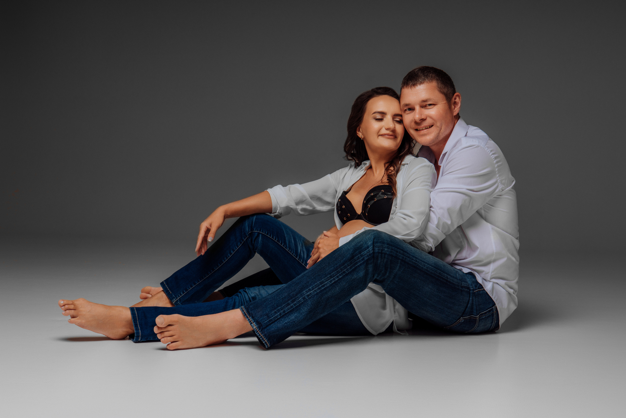 Яна с семьей. Фотограф женского портрета, беременности и материнства Харькова Елена