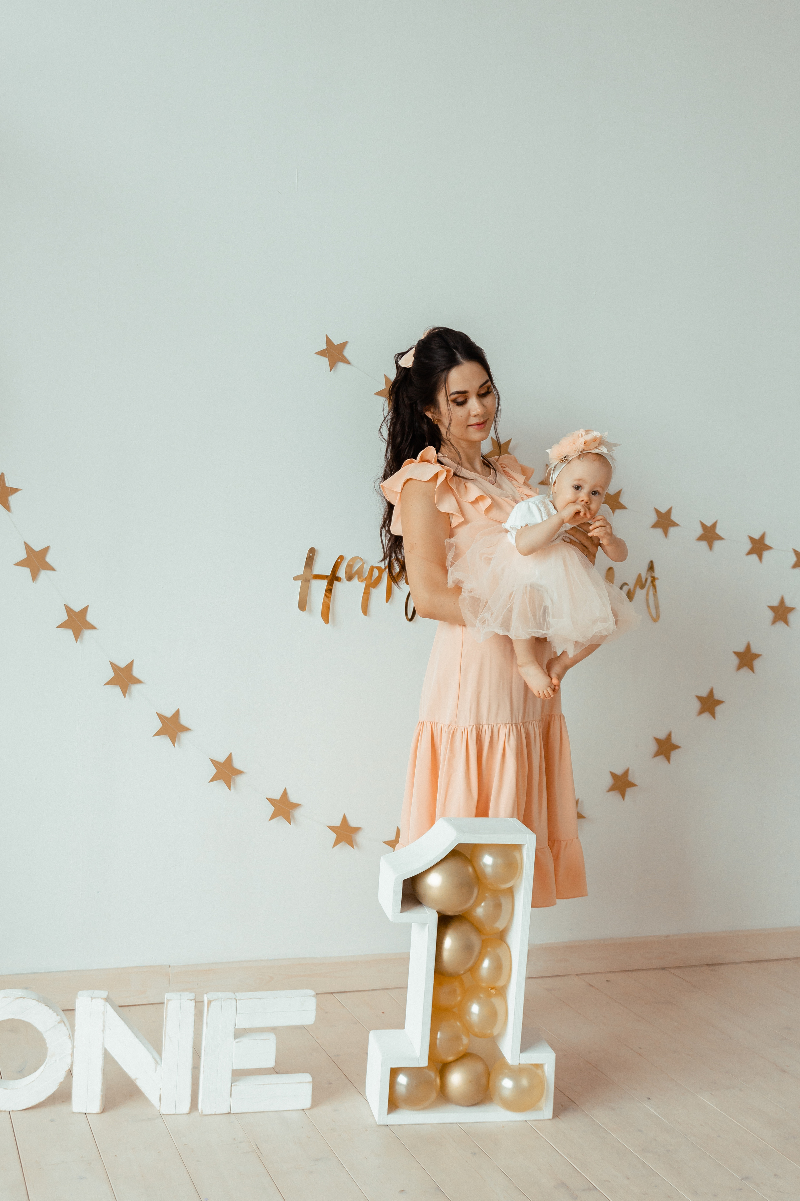 Годик Вероники. Фотограф женского портрета, беременности и материнства Харькова Елена